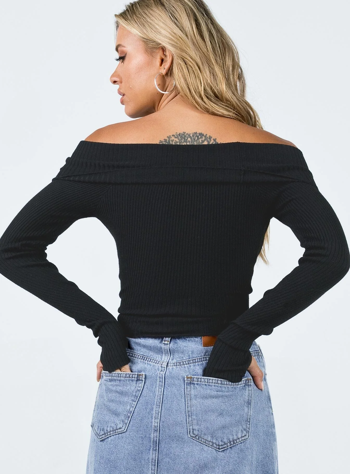 Morley Off Shoulder Sweater Black - Image 5