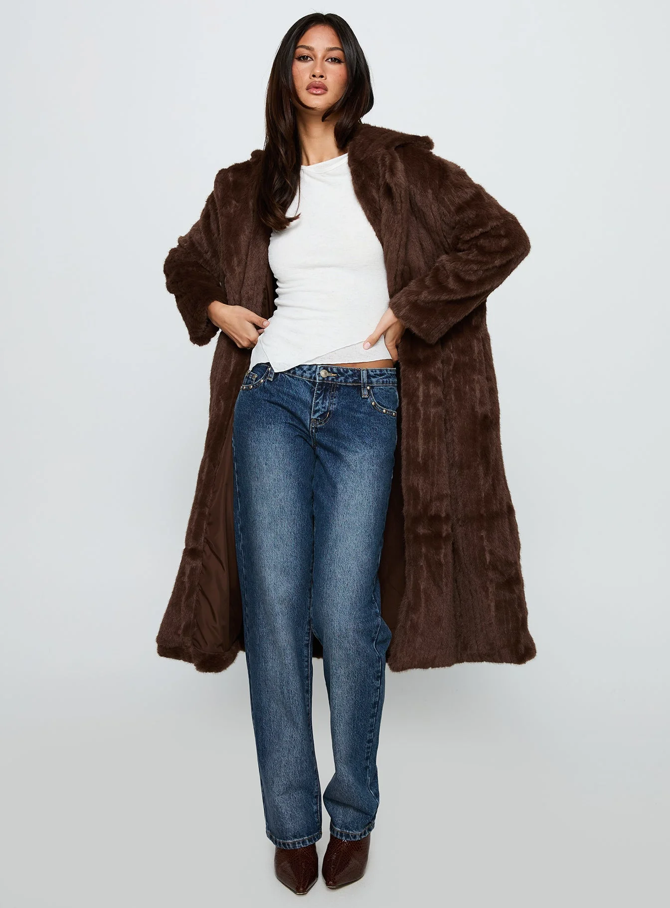 Moss Faux Fur Coat Chocolate - Image 2