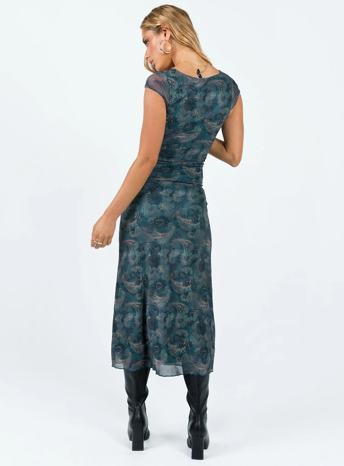 Motel Lunama Dress Tonal Blue Paisley - Image 5