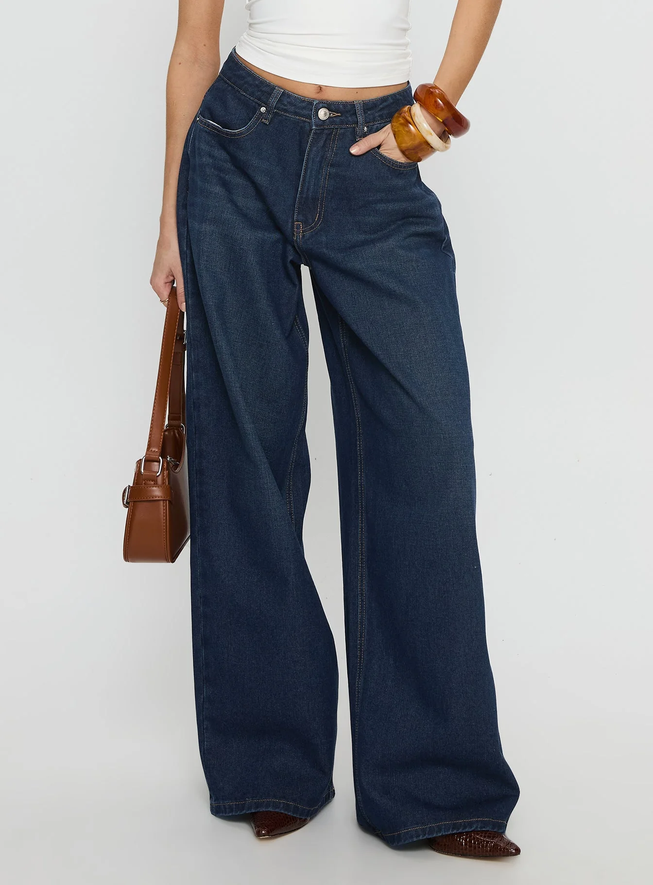 Naylor Mid Rise Wide Leg Jeans Mid Blue Denim Tall - Image 2