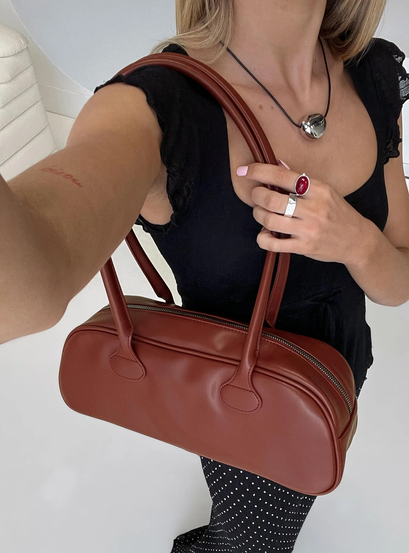 Neelia Shoulder Bag Brown - Image 5