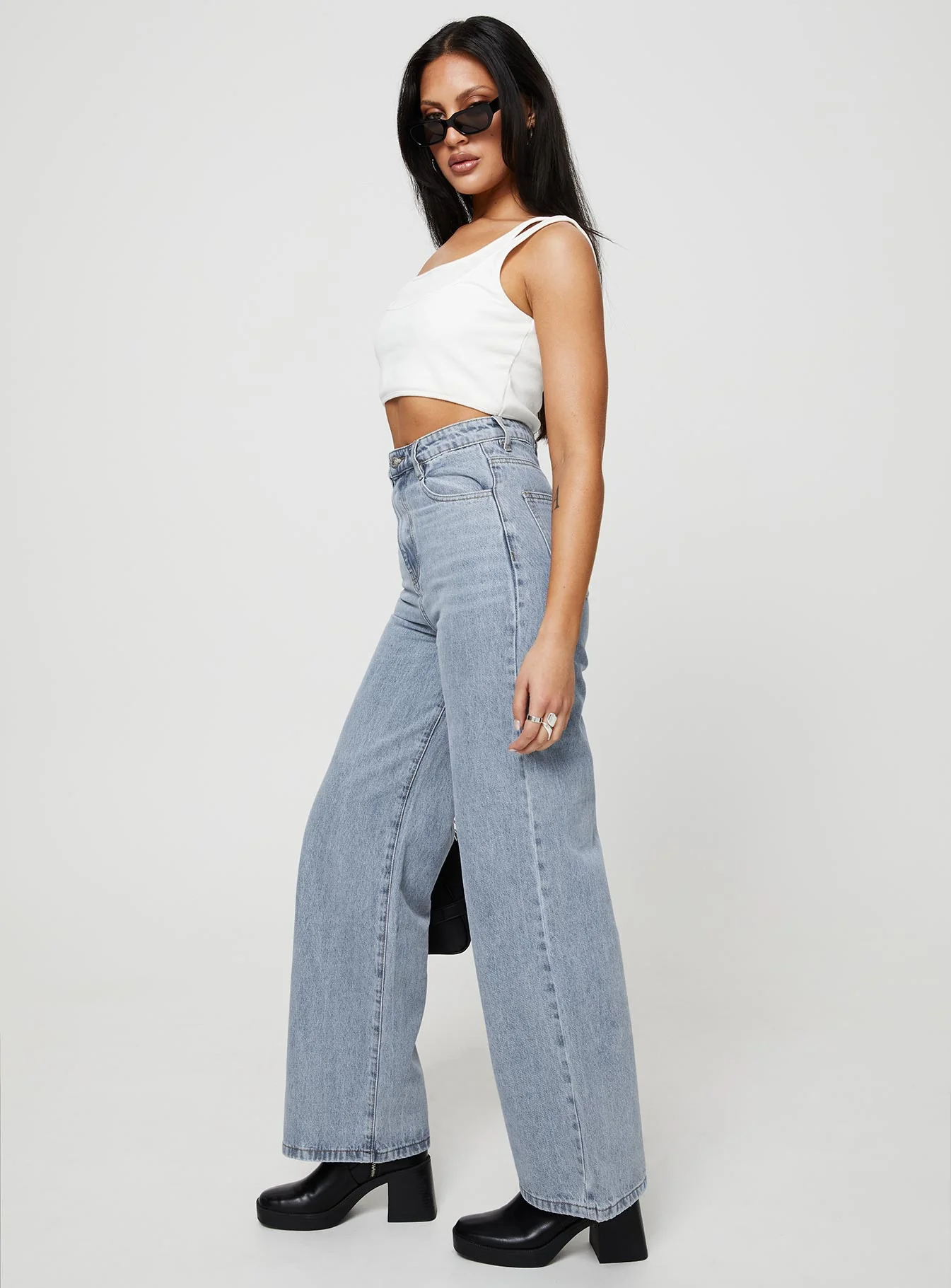Nicolo High Rise Straight Leg Jeans Light Blue Wash - Image 4
