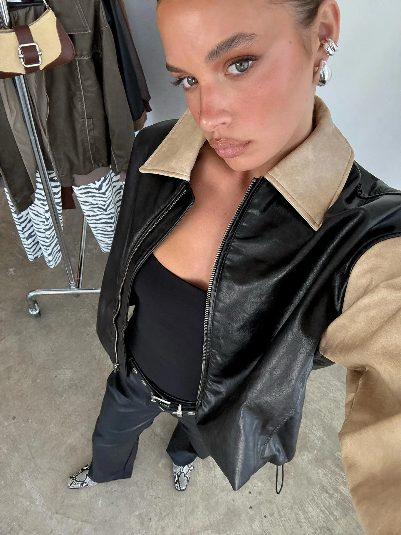 Nirvana Bomber Jacket Camel - Image 10