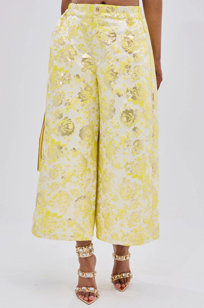NO EXPECTATIONS CROPPED BROCADE PANTS - Image 4