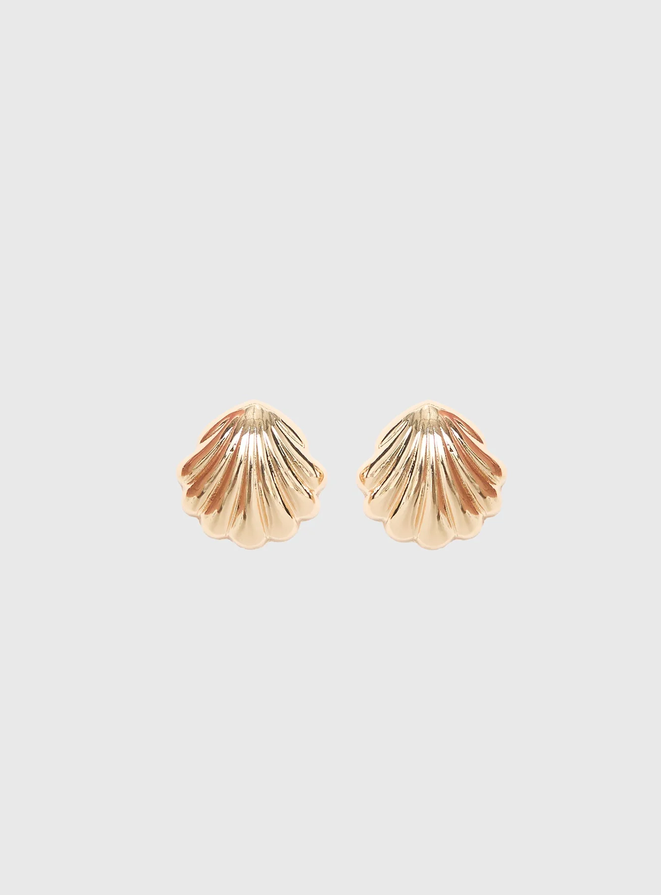 On Vacation Earrings Gold - Image 2