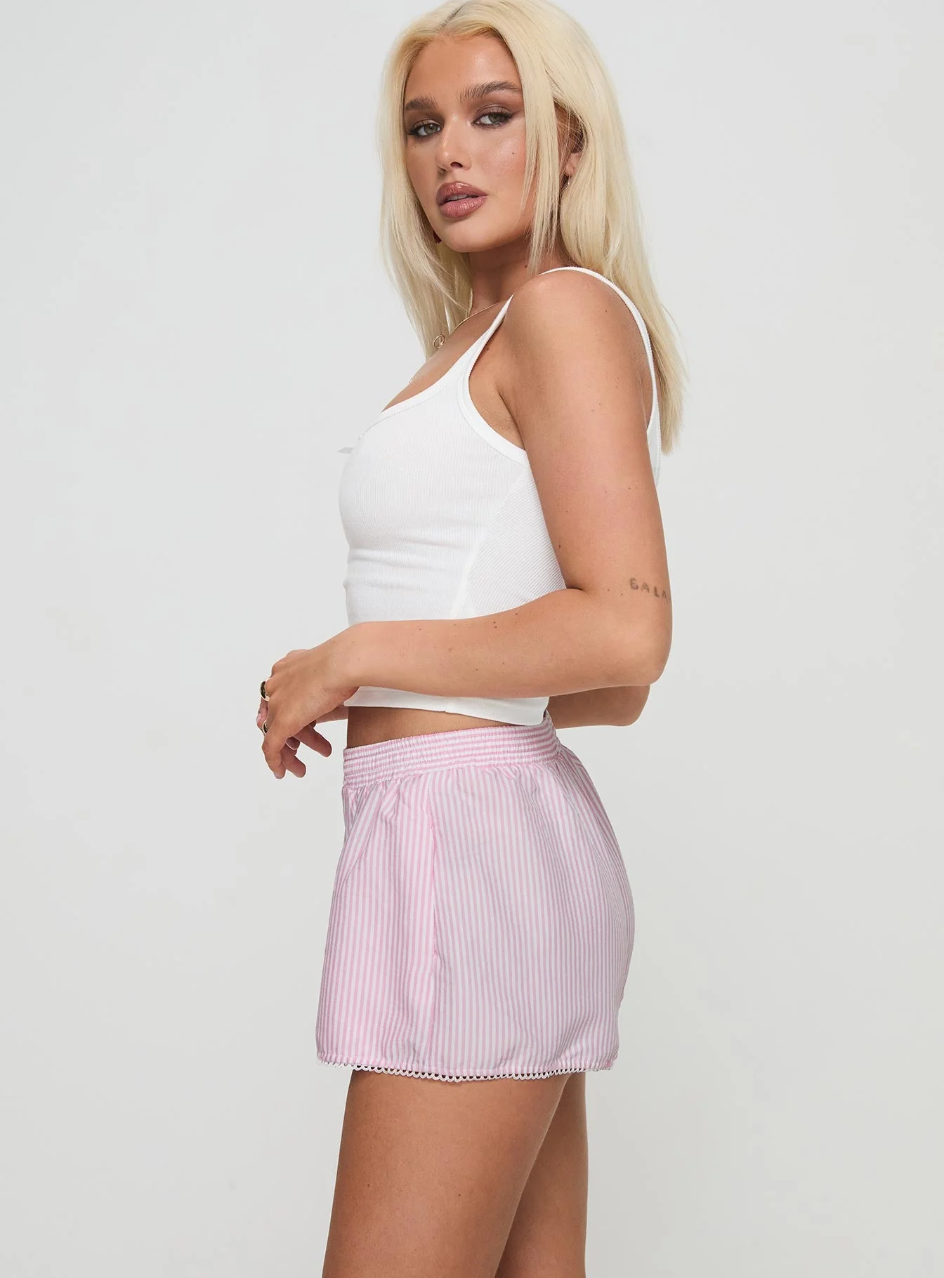 Orielle Low Rise Boxer Short Pink - Image 4