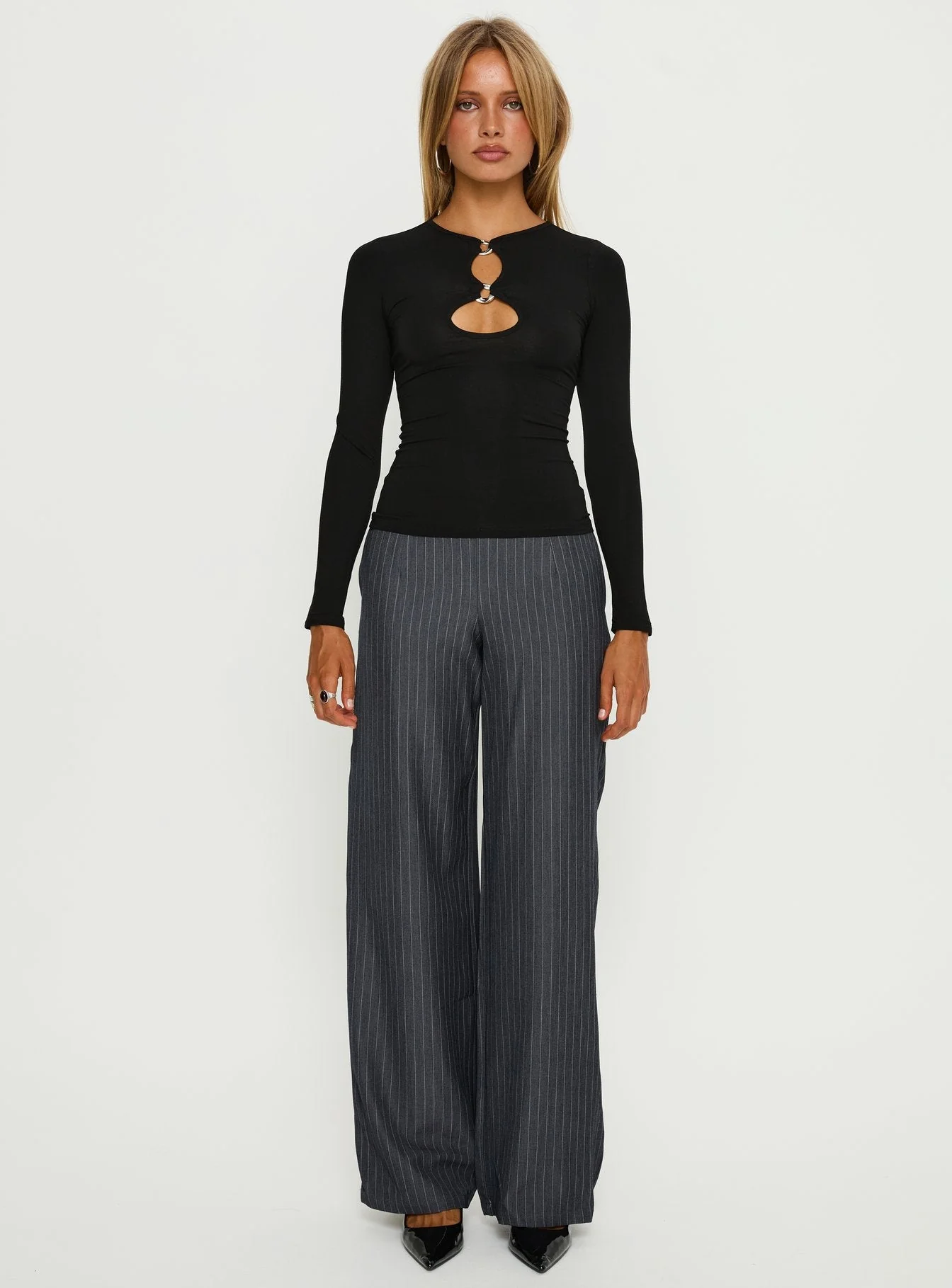Orlaith Cut Out Long Sleeve Top Black - Image 6
