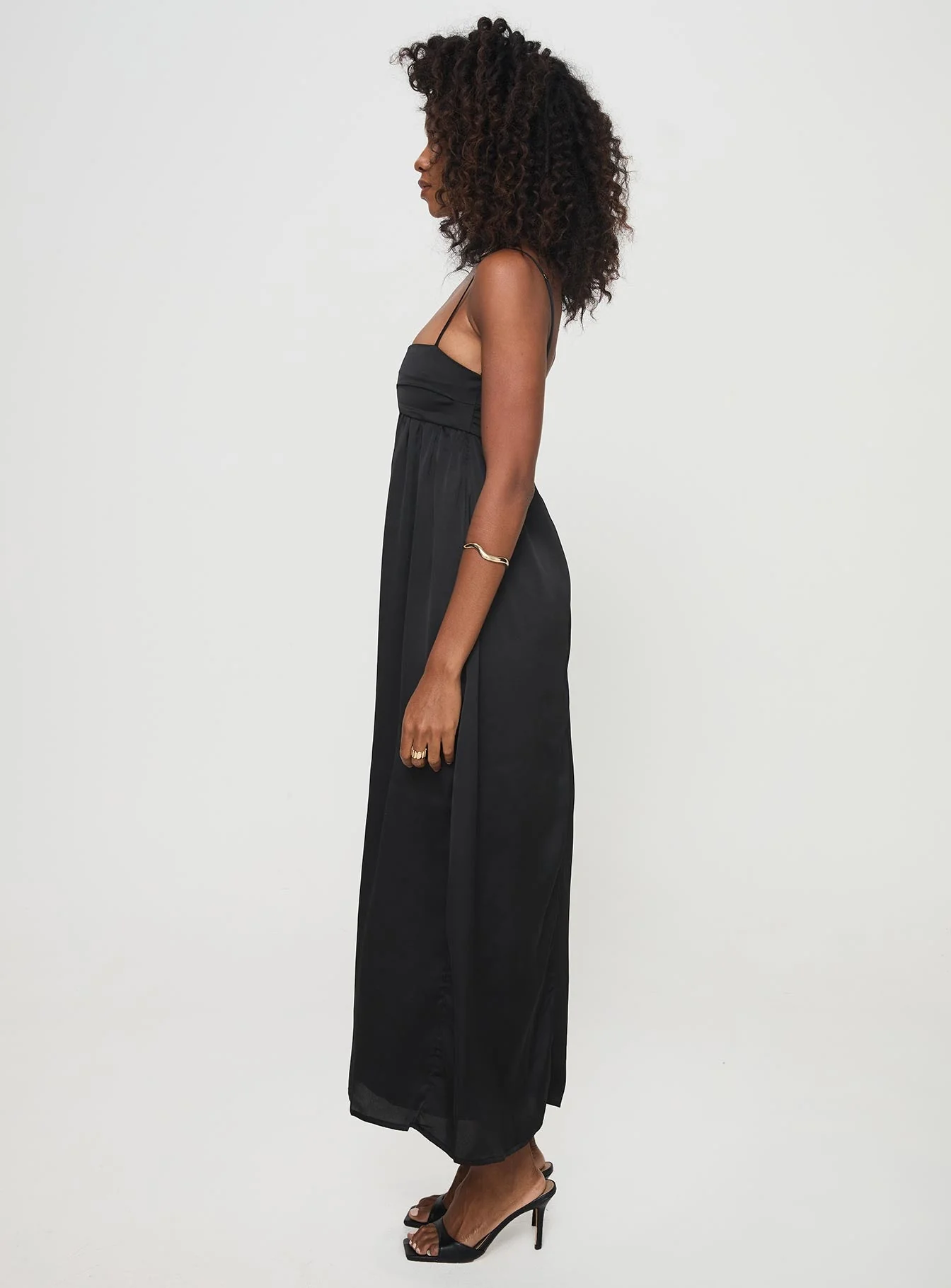 Ortega Maxi Dress Black - Image 4