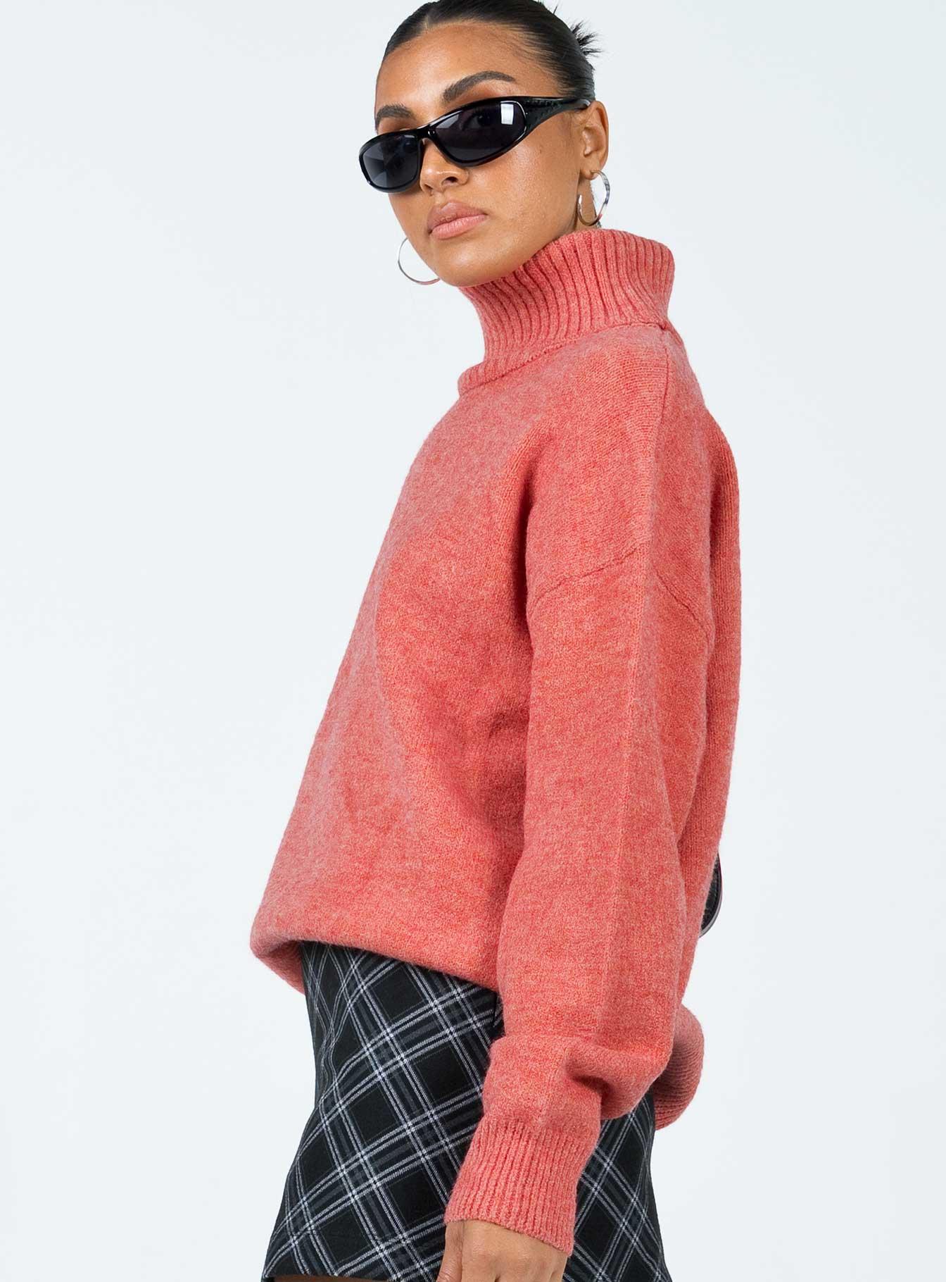 Oswin Turtleneck Sweater Orange - Image 3