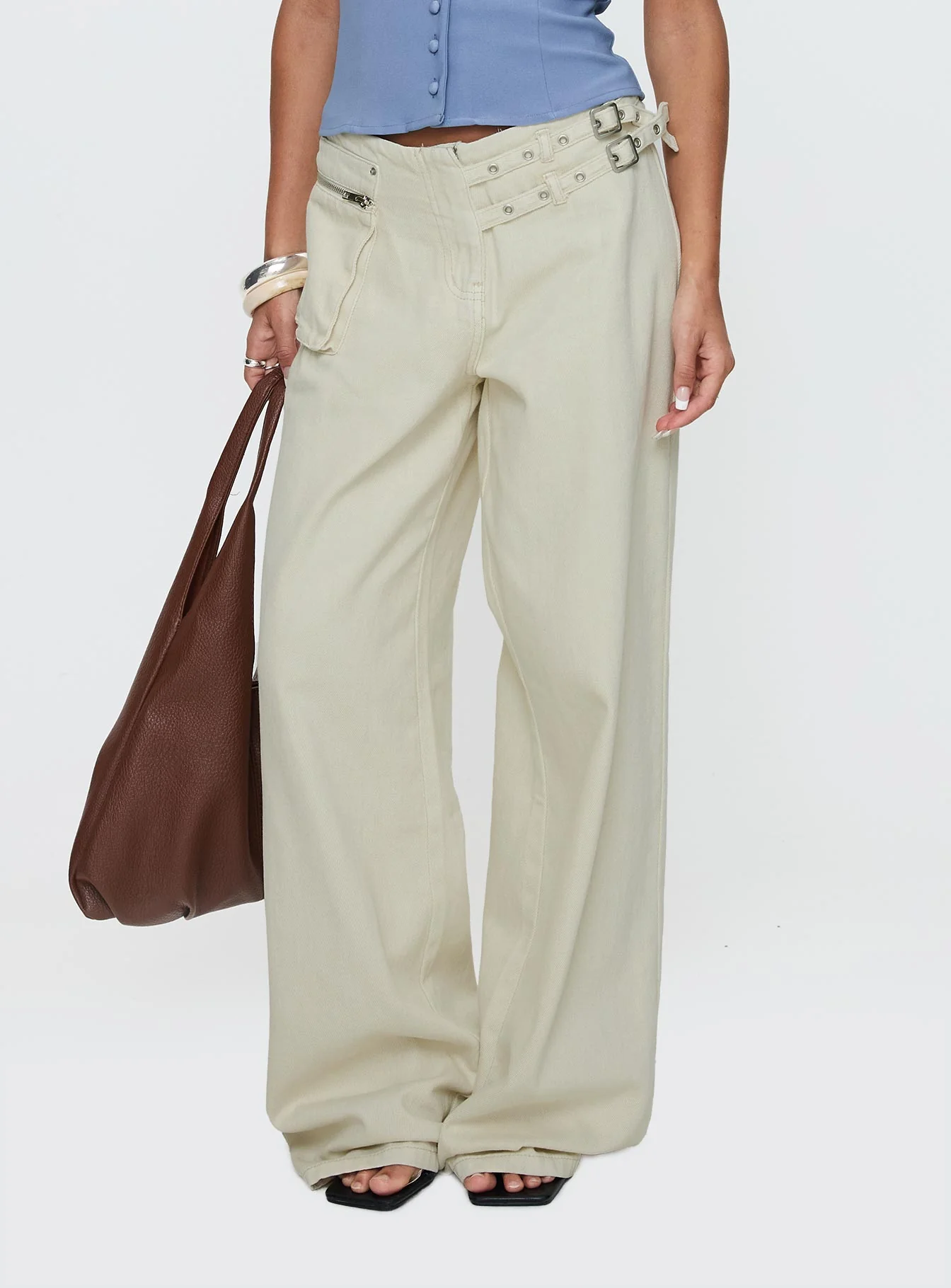 Paltrow Mid Rise Wide Leg Cargo Jeans Cream - Image 3