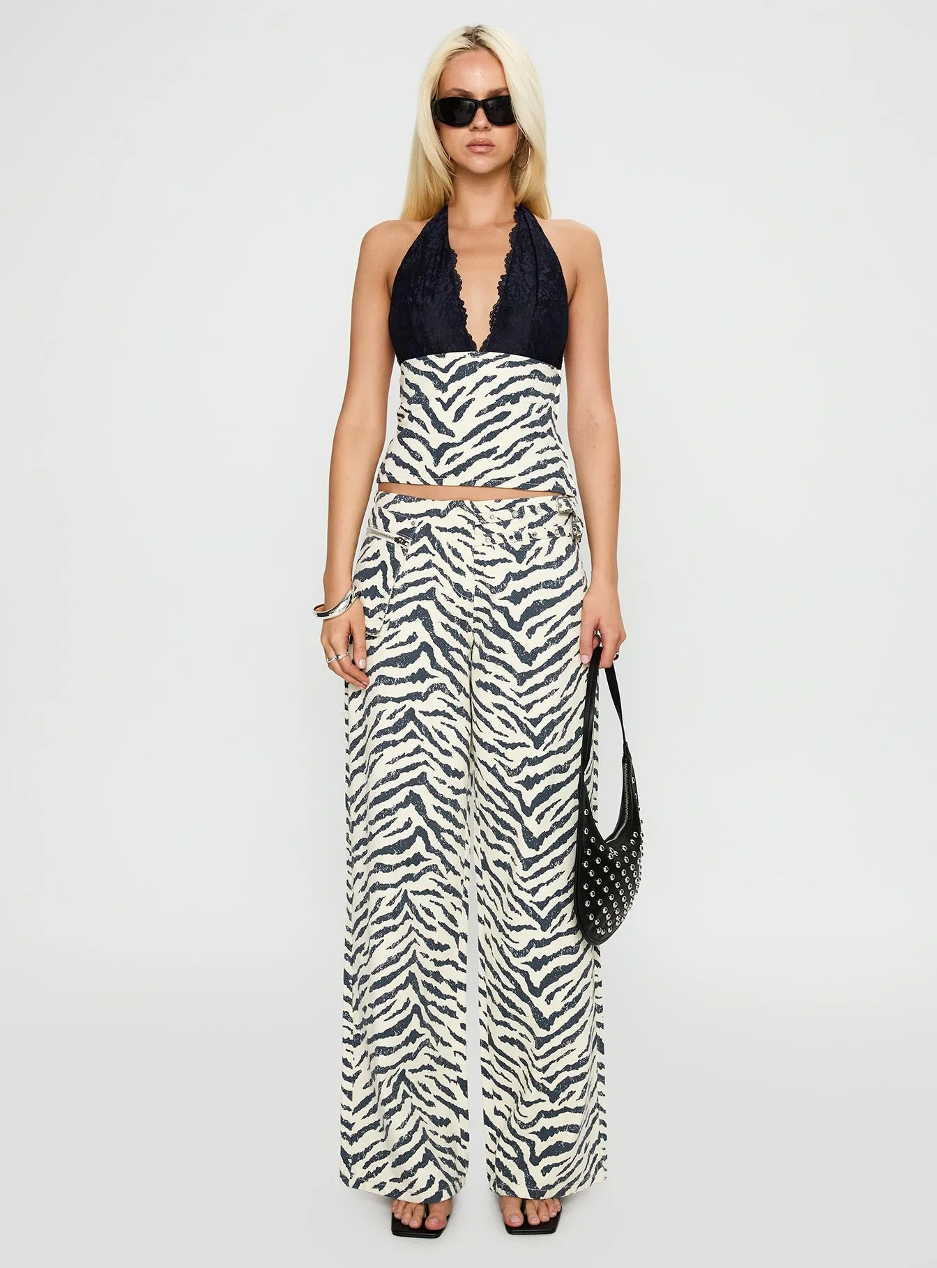 Paltrow Mid Rise Wide Leg Cargo Jeans Zebra - Image 7