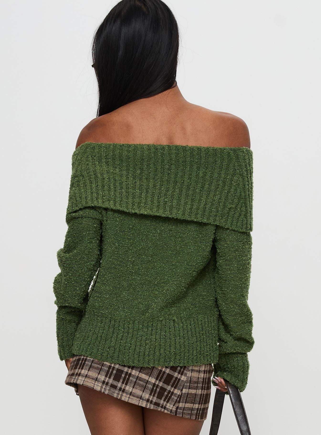 Parkley Boucle Off The Shoulder Sweater Olive - Image 4