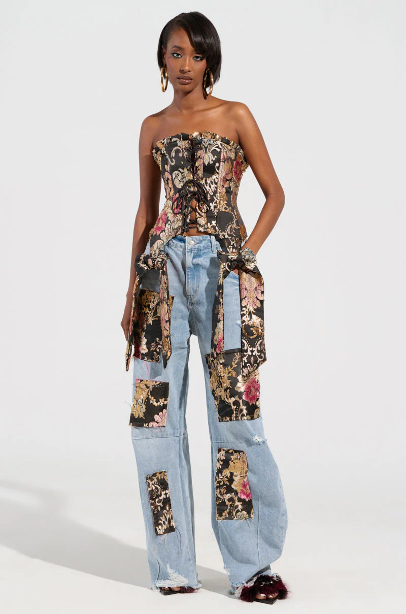 QUEENDOM BROCADE PATCH RELAXED DENIM - Image 6