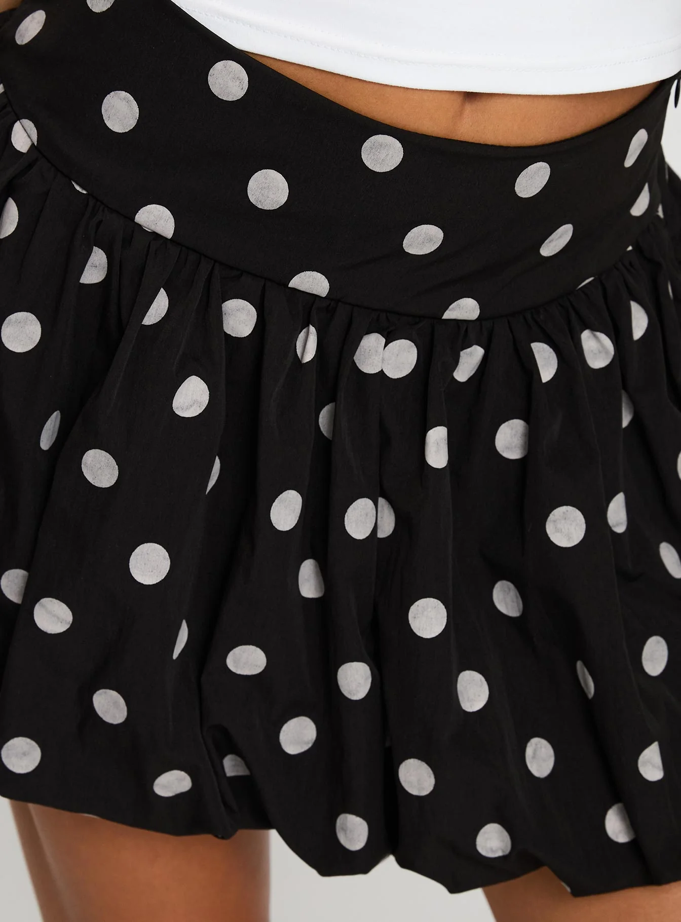 Quintessa Bubble Hem Mini Skirt Black / White - Image 6