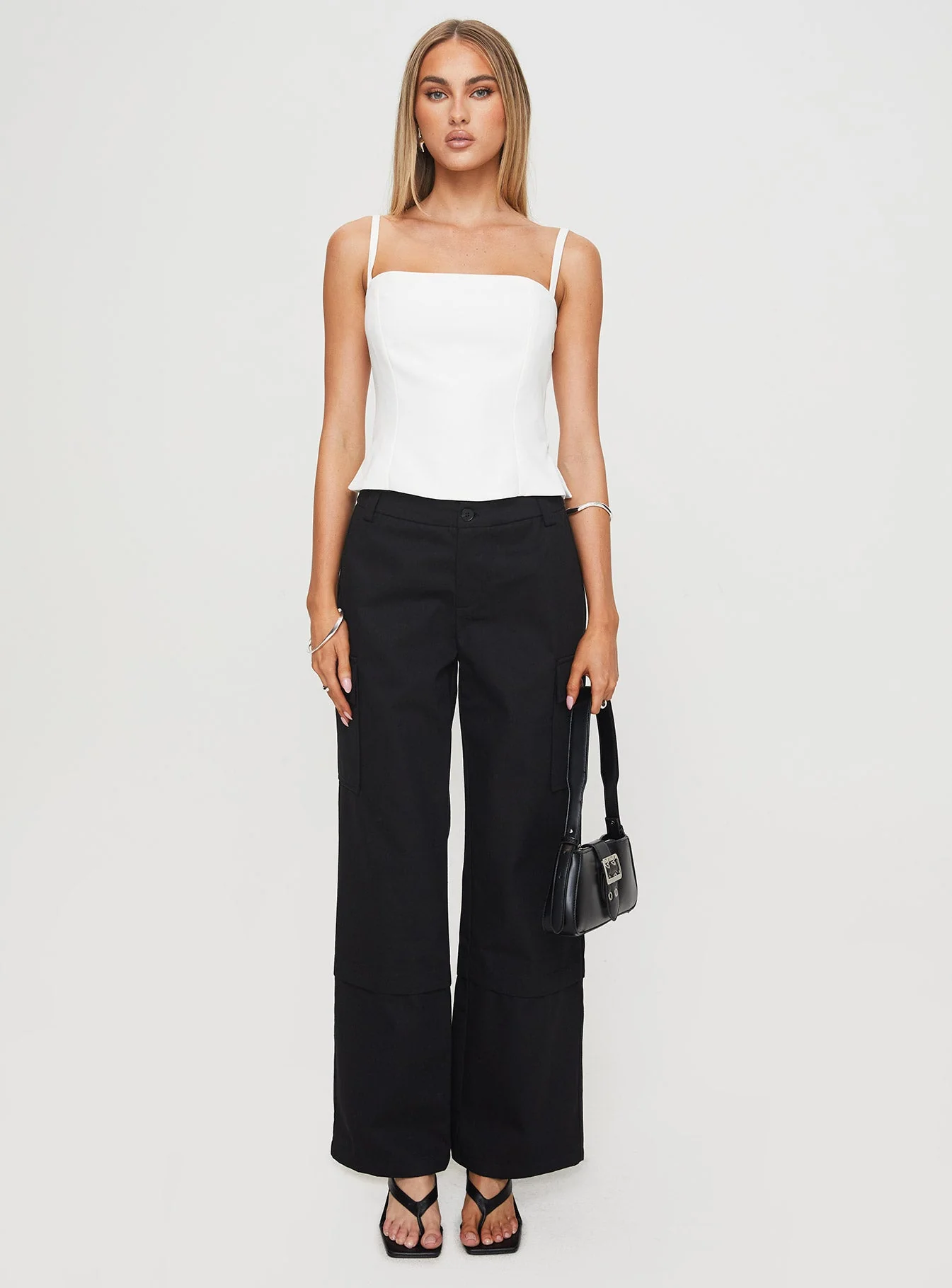 Raider Low Waist Cargo Pant Black - Image 6