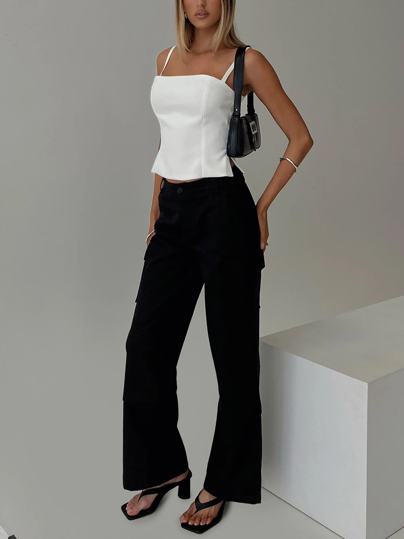 Raider Low Waist Cargo Pant Black - Image 7
