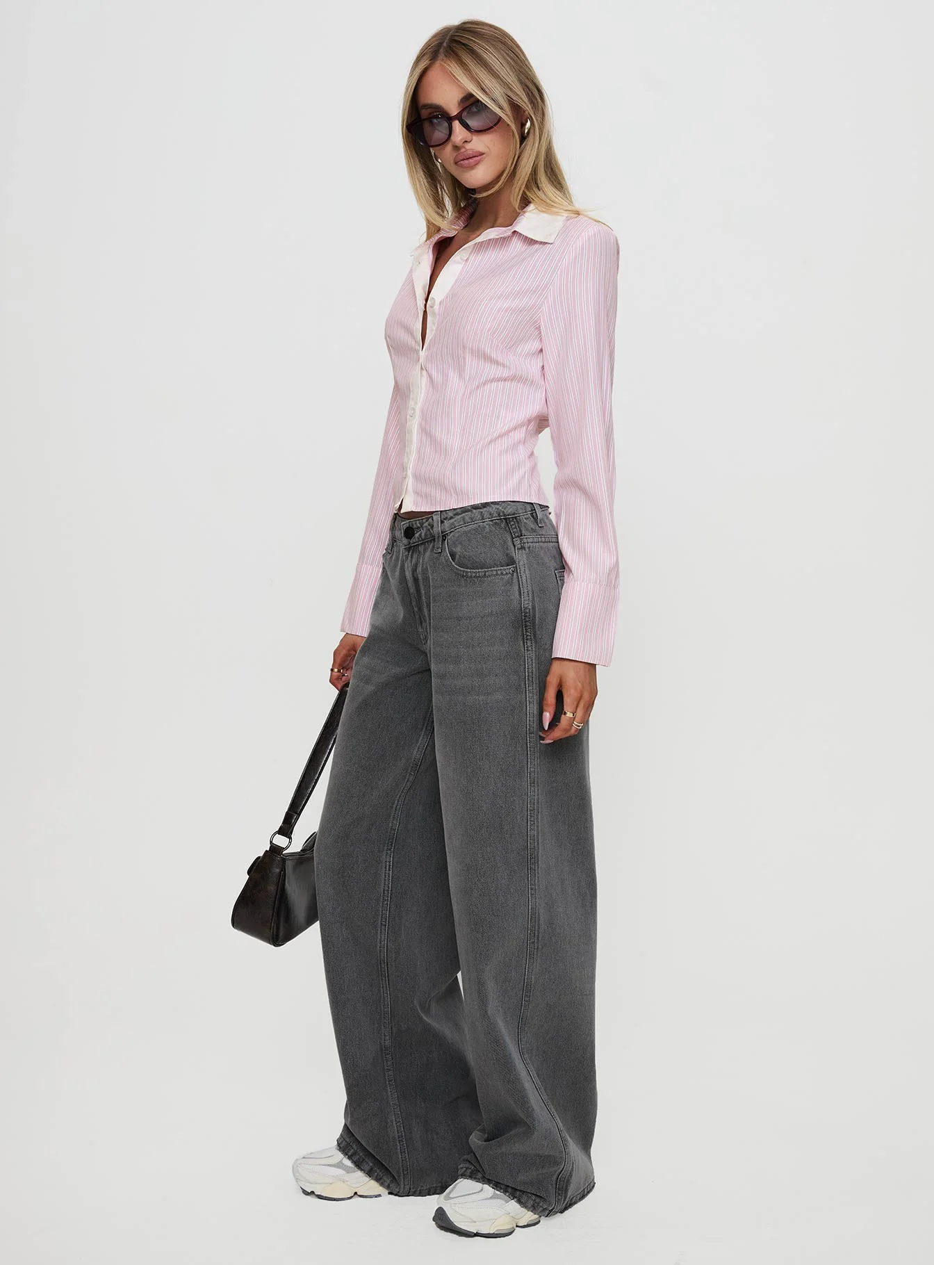 Ramos Low Rise Wide Leg Jeans Grey Wash - Image 4