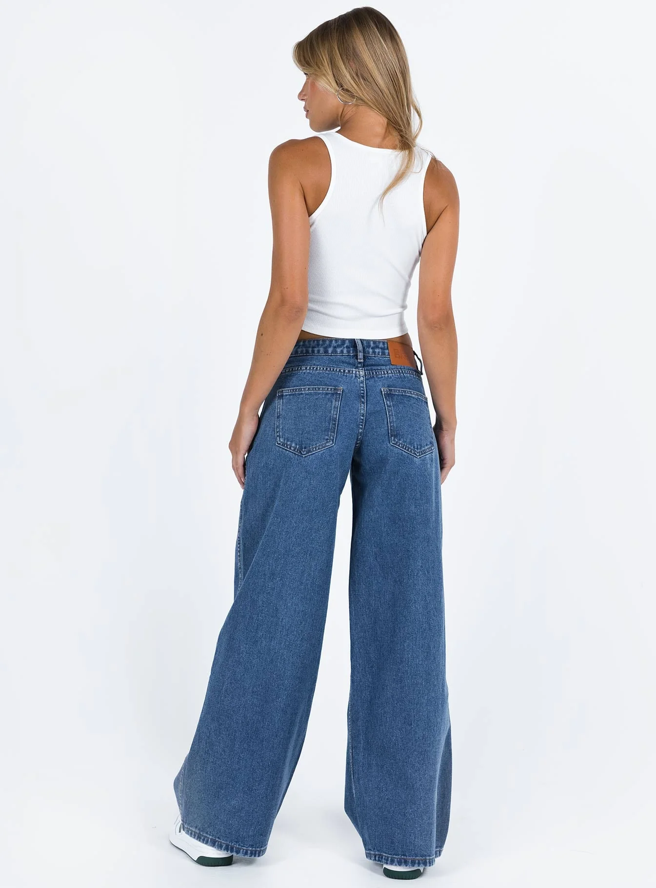 Ramos Low Rise Wide Leg Jeans Mid Blue Wash - Image 10