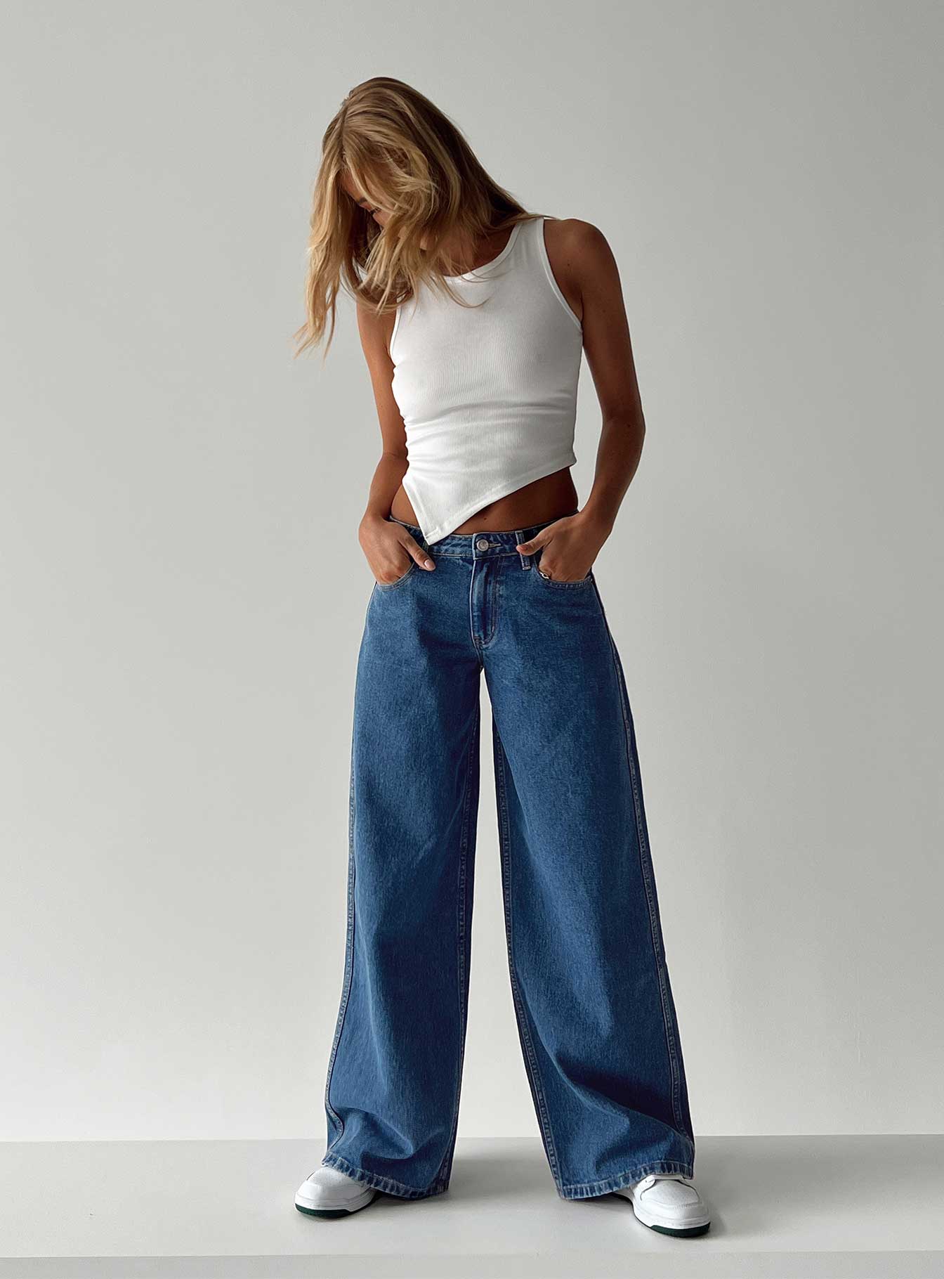 Ramos Low Rise Wide Leg Jeans Mid Blue Wash - Image 12