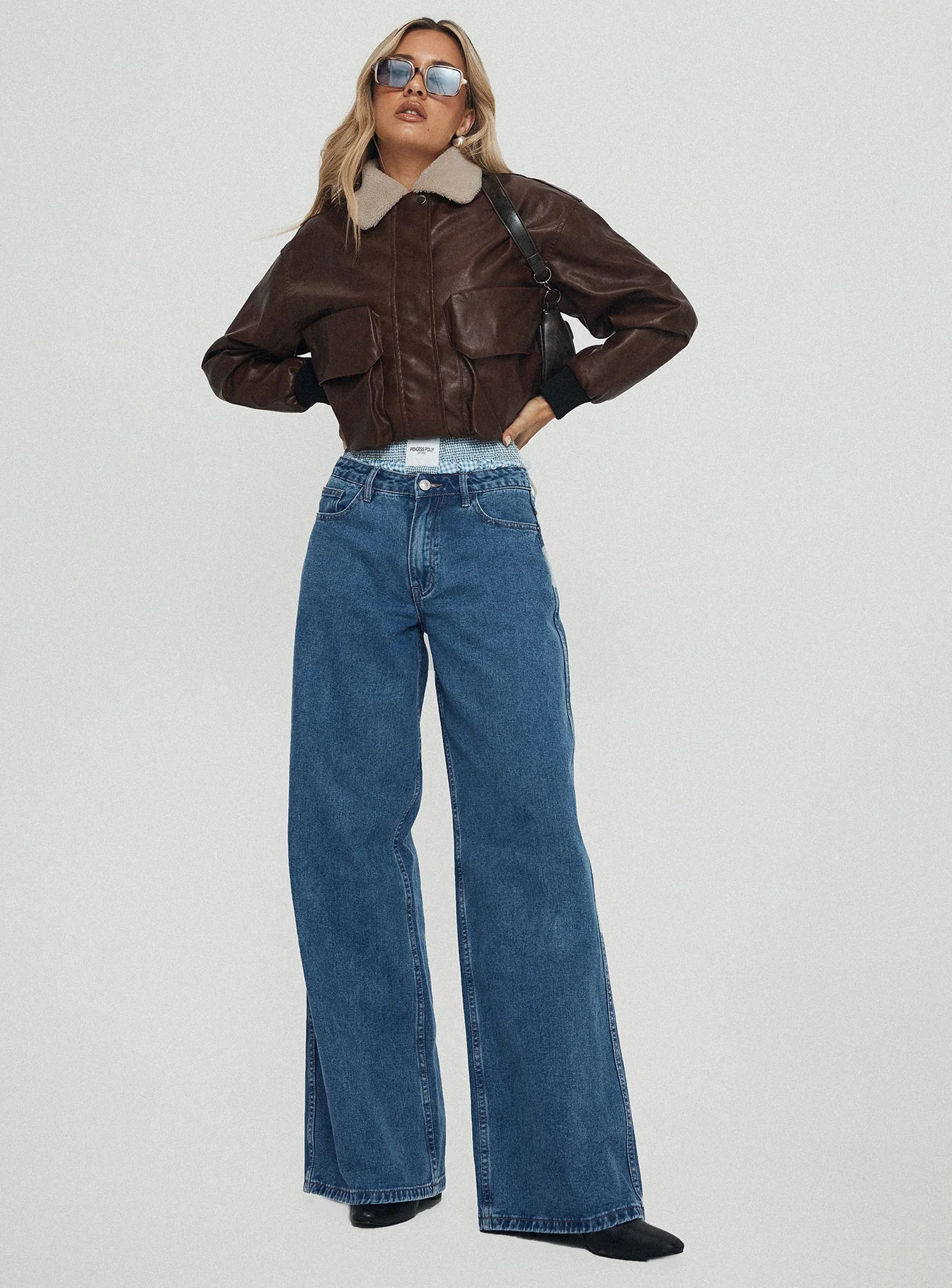 Ramos Low Rise Wide Leg Jeans Mid Blue Wash - Image 2
