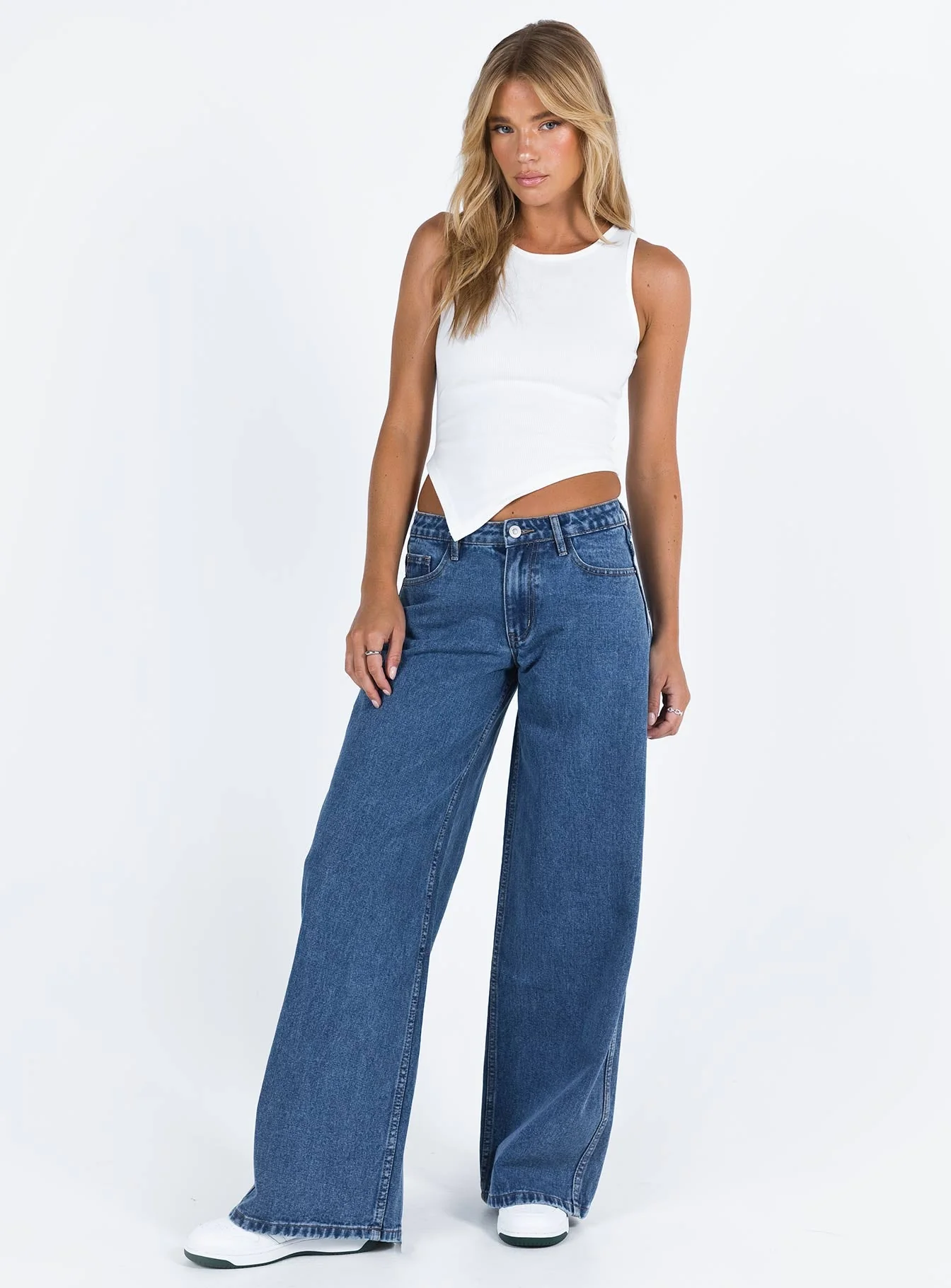 Ramos Low Rise Wide Leg Jeans Mid Blue Wash - Image 8