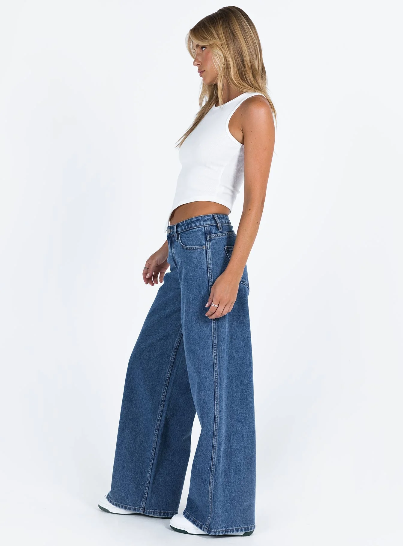 Ramos Low Rise Wide Leg Jeans Mid Blue Wash - Image 9