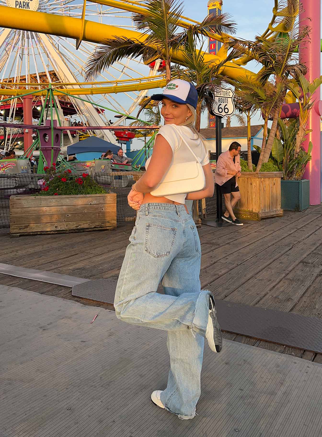Ollie Mid Rise Straight Leg Jeans Mid Wash Denim - Image 11