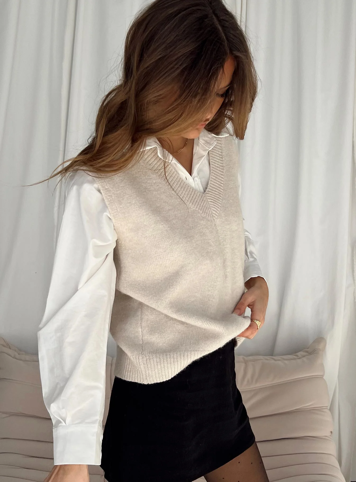 Lexie Sweater Vest Cream - Image 4