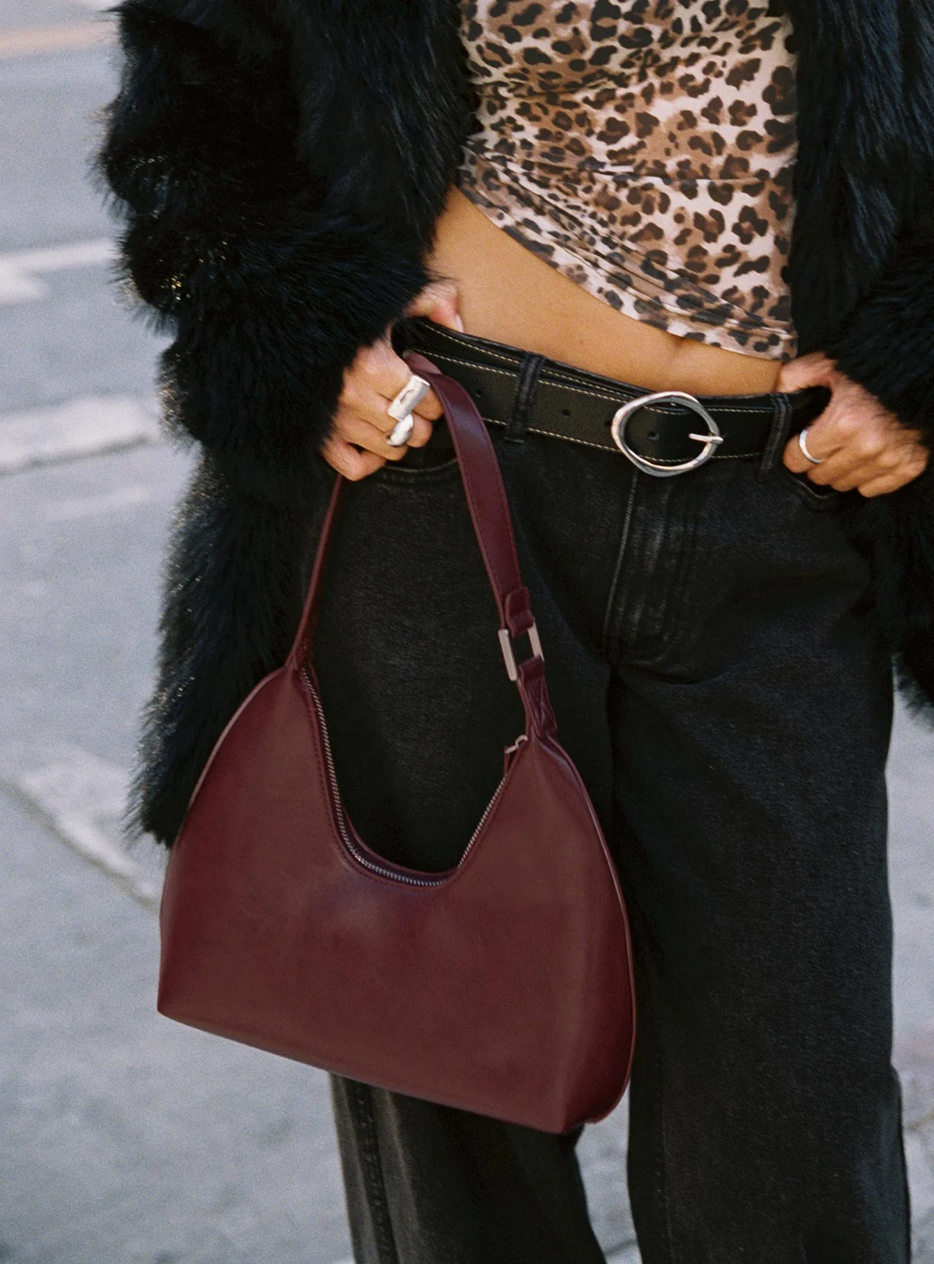 Reeves Bag Burgundy - Image 6