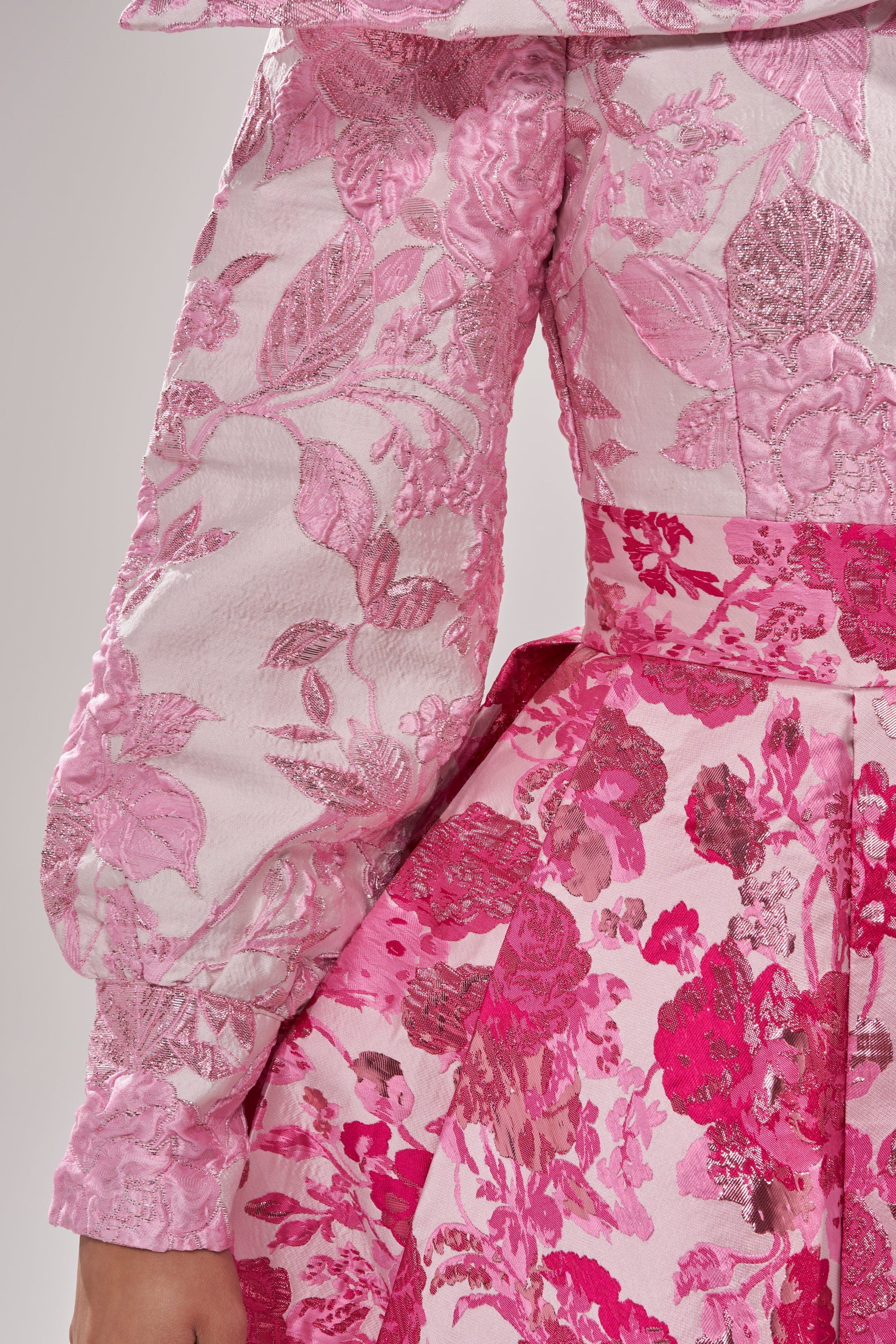 RENAISSANCE TWO-TONE BROCADE MINI DRESS IN PINK - Image 6