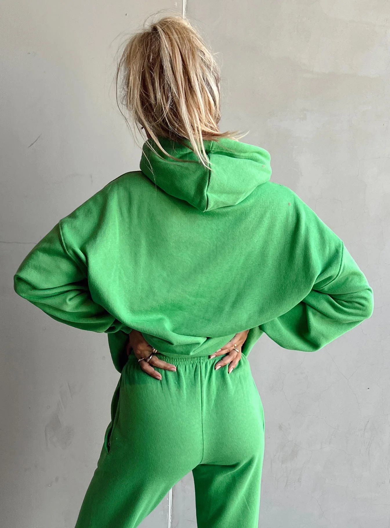 Ritu Oversized Hoodie Green - Image 4