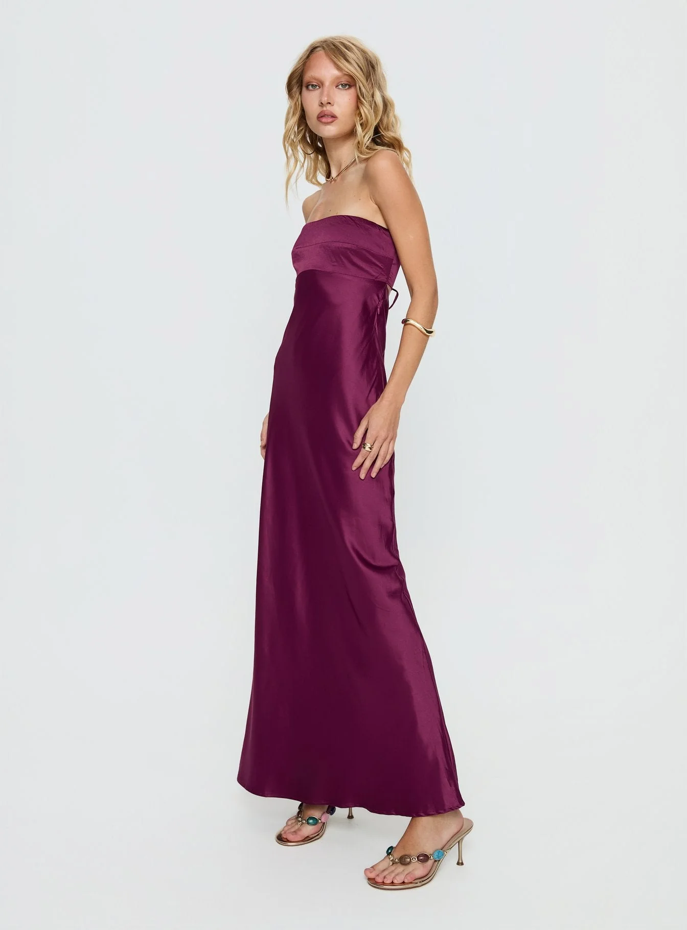 Rozelle Strapless Maxi Dress Currant - Image 3
