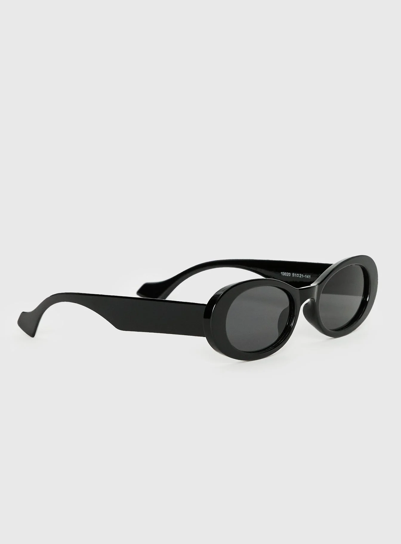 Runaway Baby Oval Sunglasses Black - Image 3