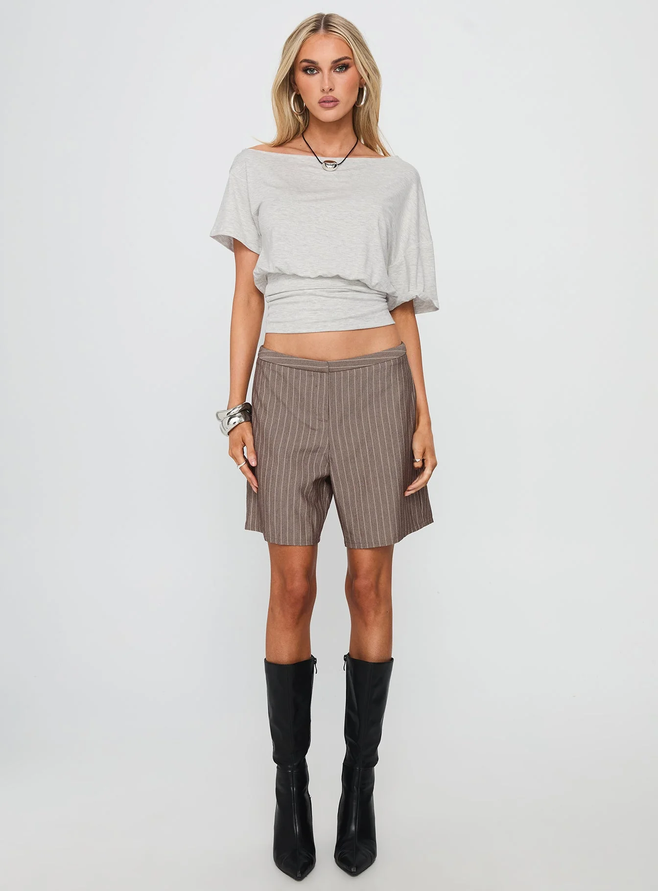 Sarun Short Pinstripe Brown - Image 7