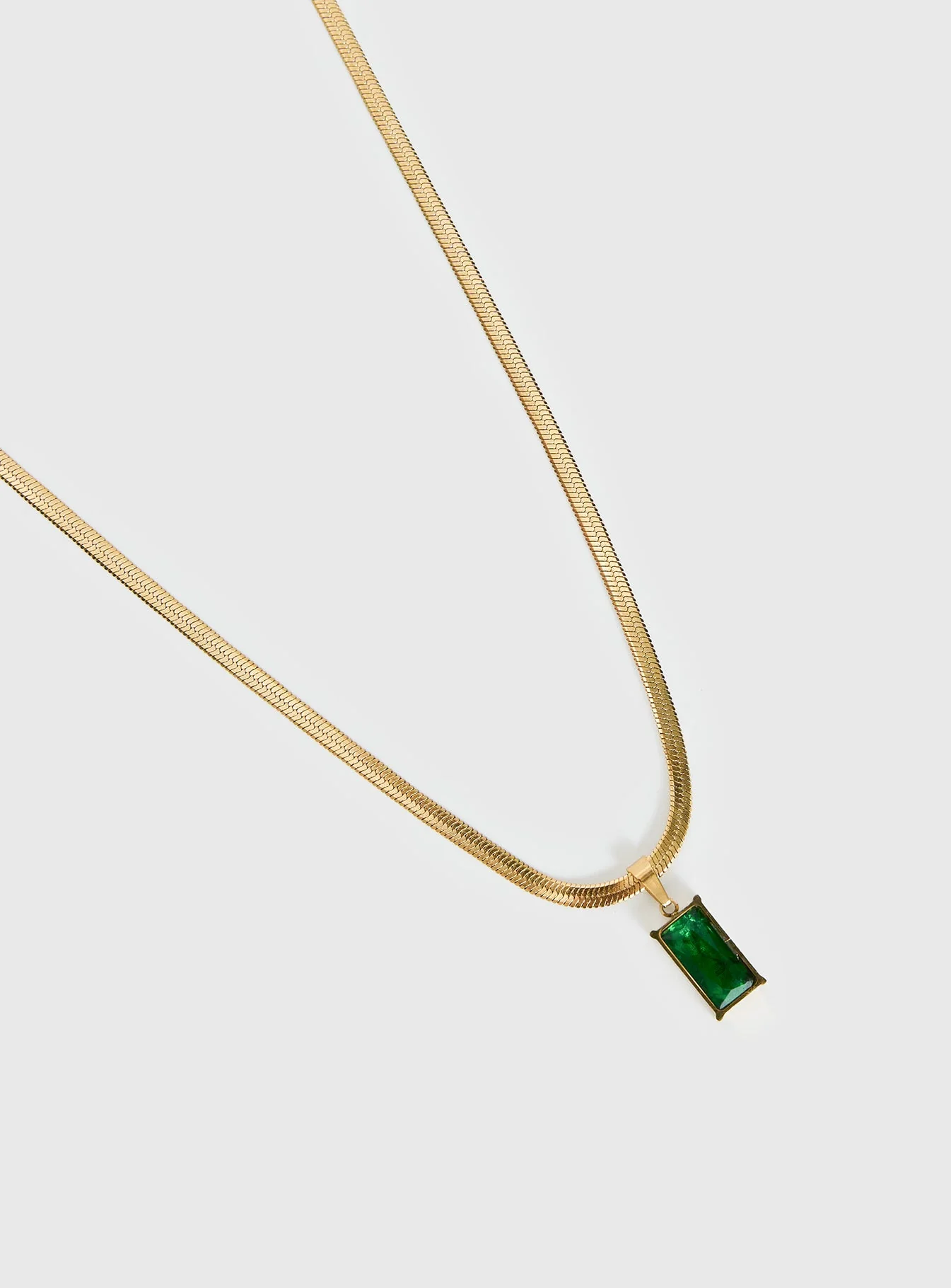 Seeley Snake Chain Pendant Necklace Gold - Image 3