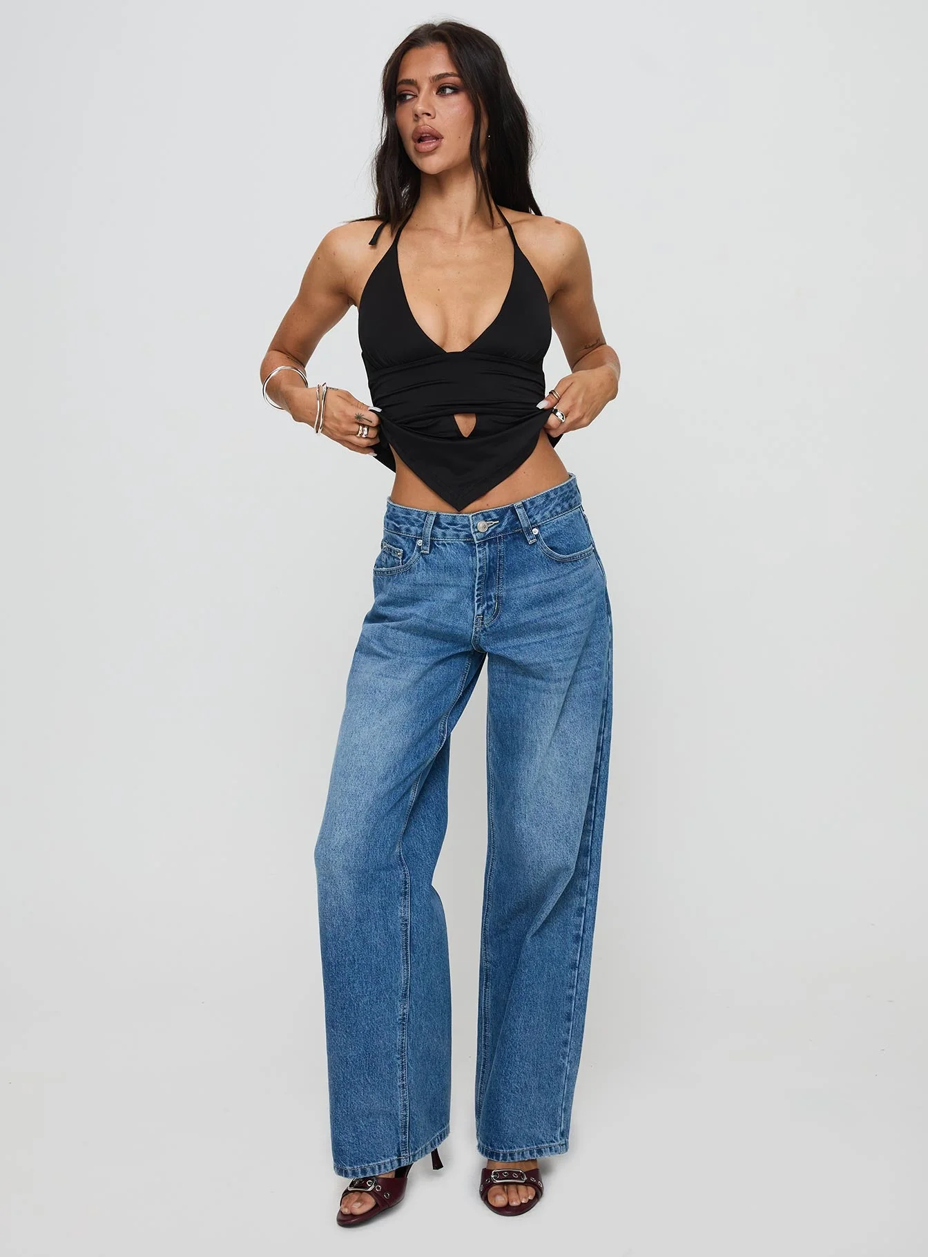 Serenitia Mid Rise Relaxed Jeans Mid Blue Wash - Image 3