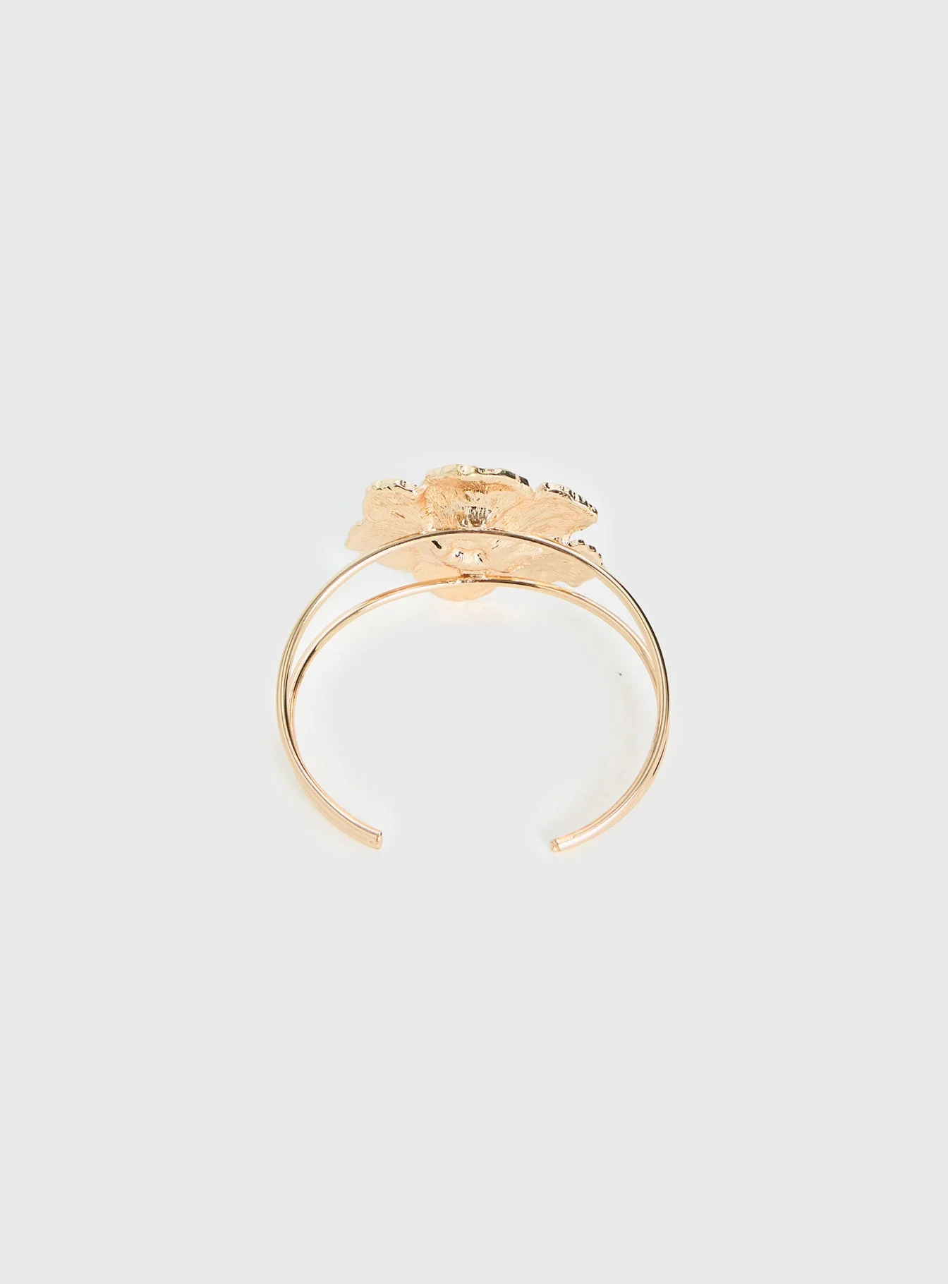 Set Adrift Flower Cuff Gold - Image 4