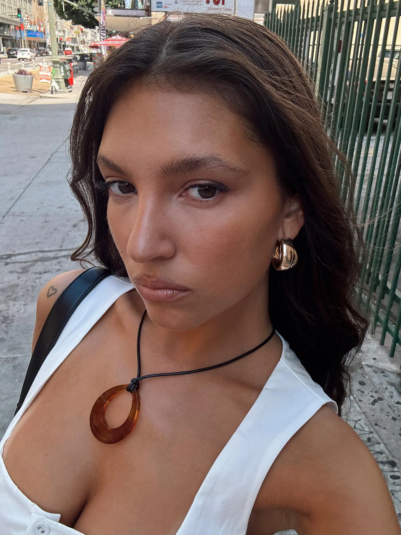 Shaylan Necklace Black - Image 5