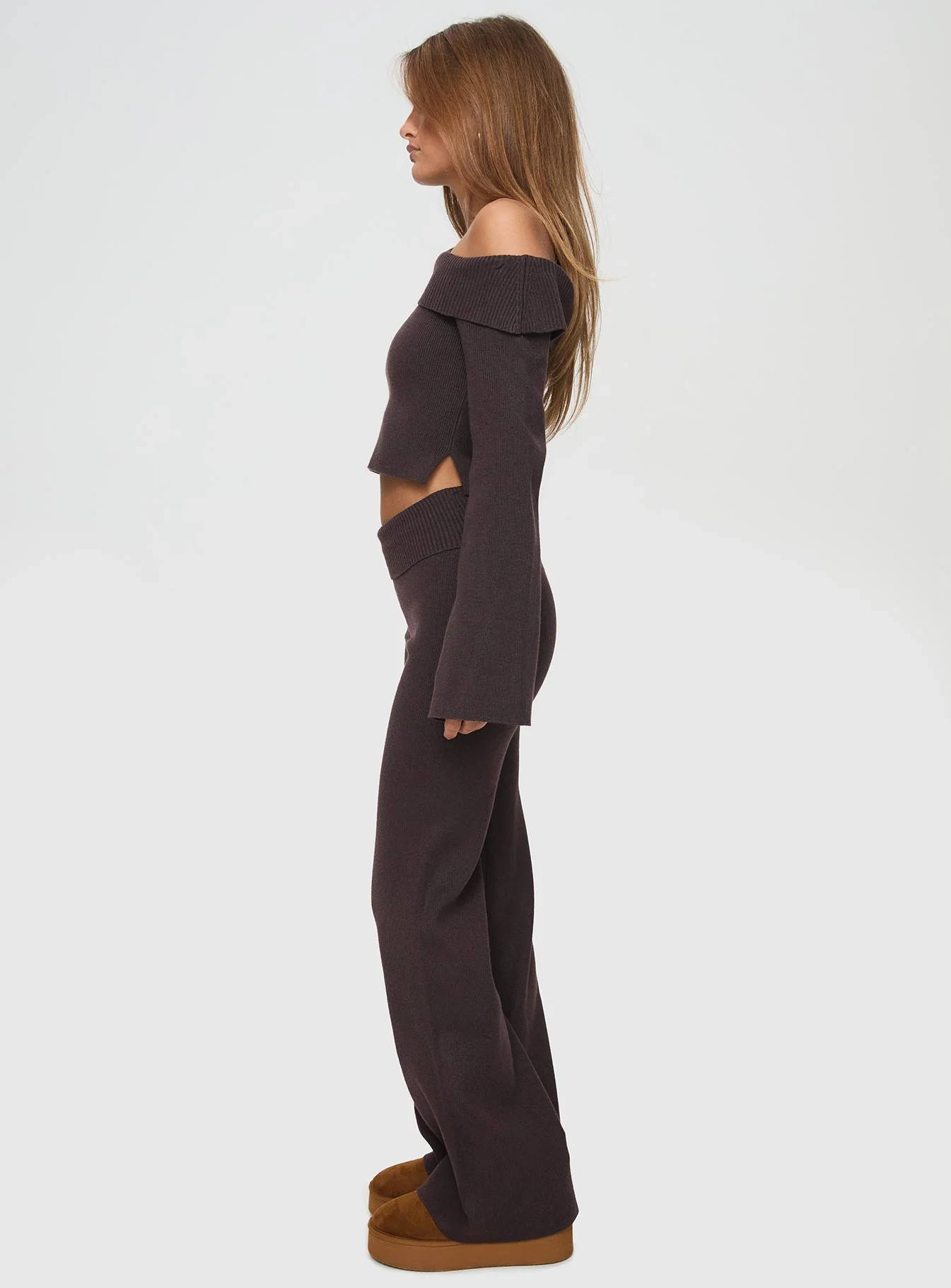 Sina Off The Shoulder Top Chocolate Tall - Image 5