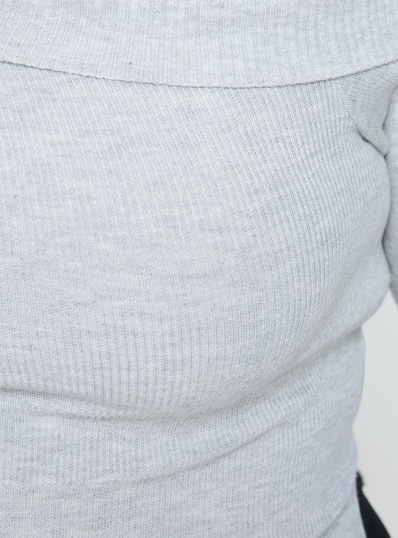 Sina Off The Shoulder Top Grey Curve - Image 10