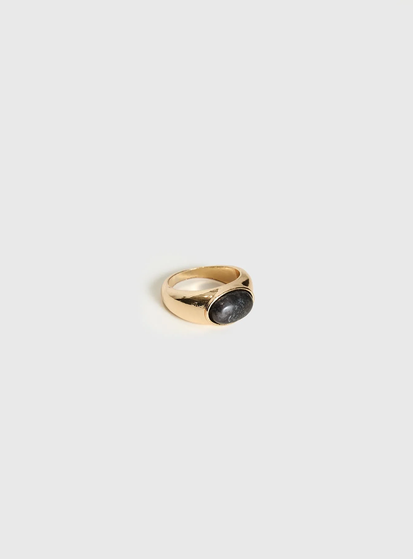 Sophistry Ring Gold / Charcoal - Image 2