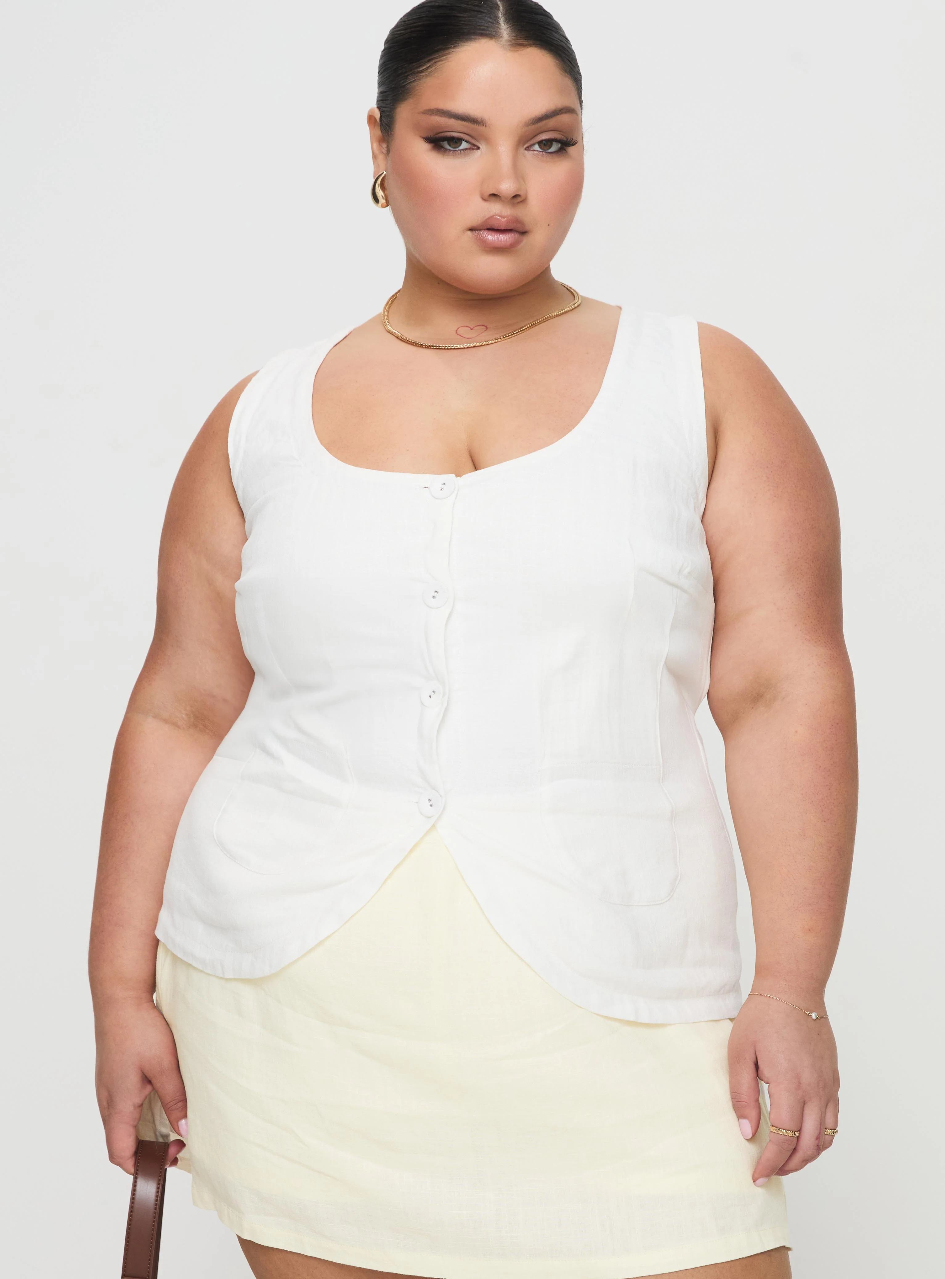 Spirito Vest Top White Curve - Image 2