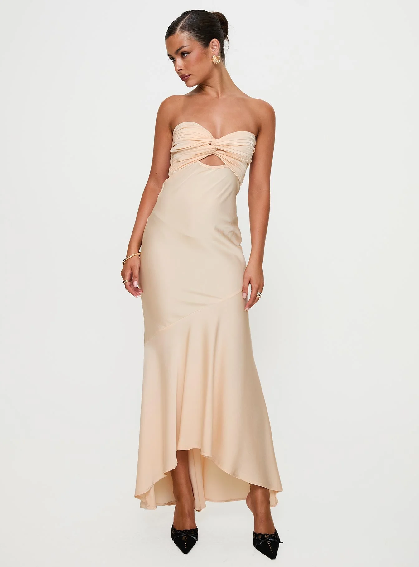 Stand A Chance Twist Detail Maxi Dress Champagne - Image 2