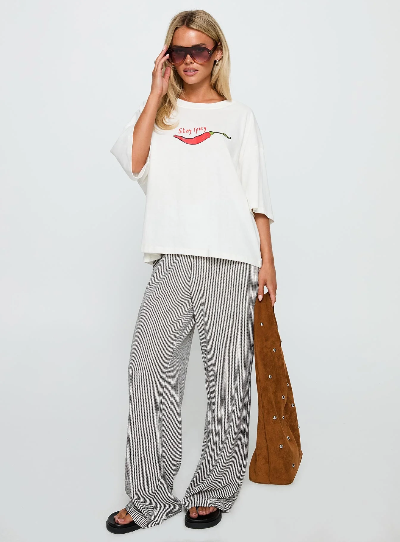 Stay Spicy Graphic Top White - Image 3