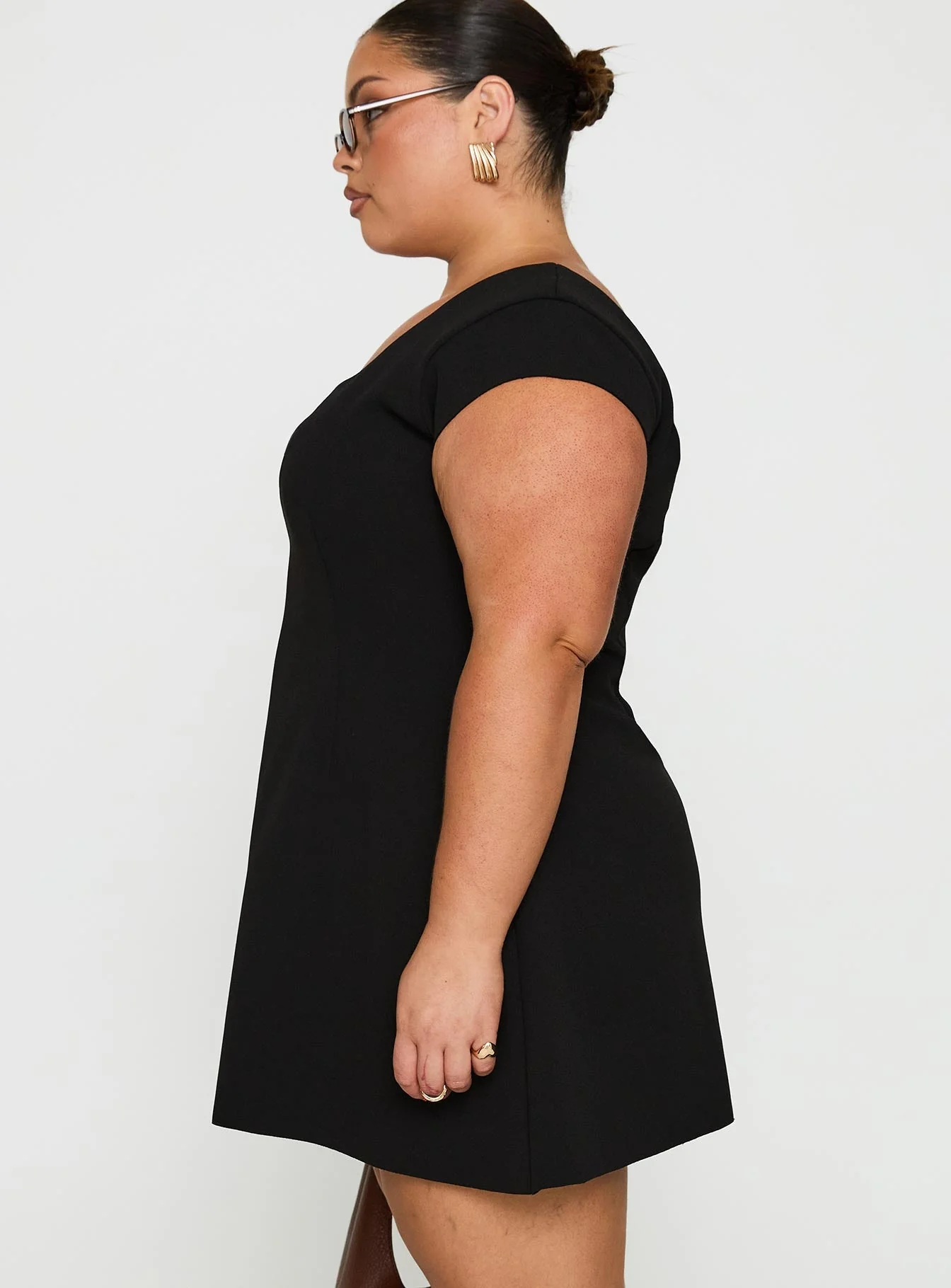 Sylvette Mini Dress Black Curve - Image 4