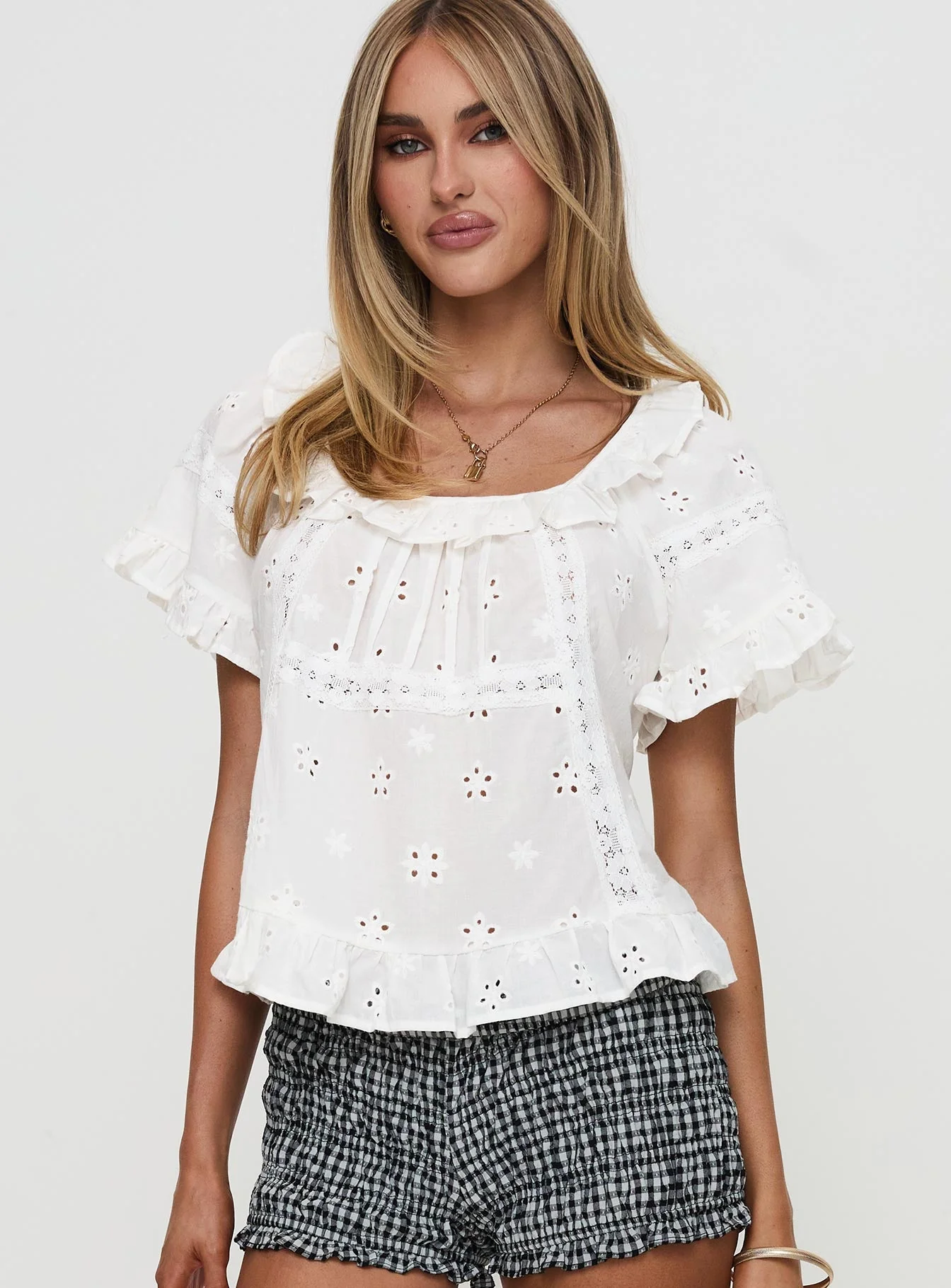 Teigen Broiderie Top White - Image 2