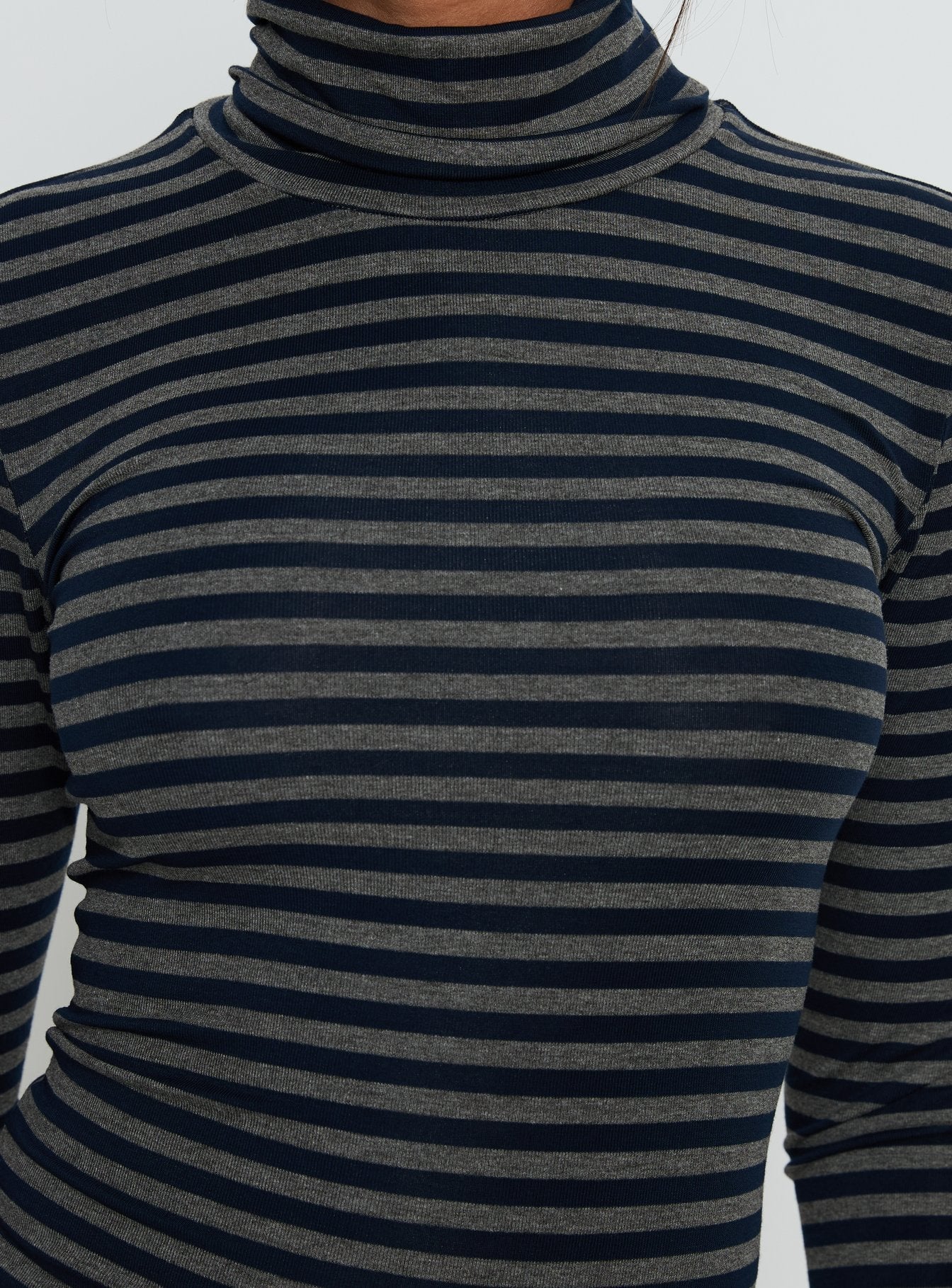 Temika Long Sleeve Backless Top Navy Stripe - Image 6
