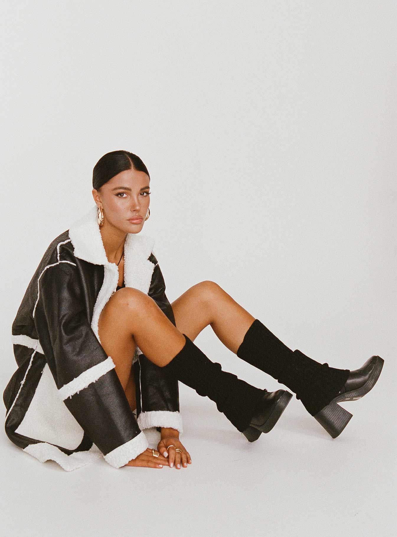 Thayer Legwarmers Black - Image 7
