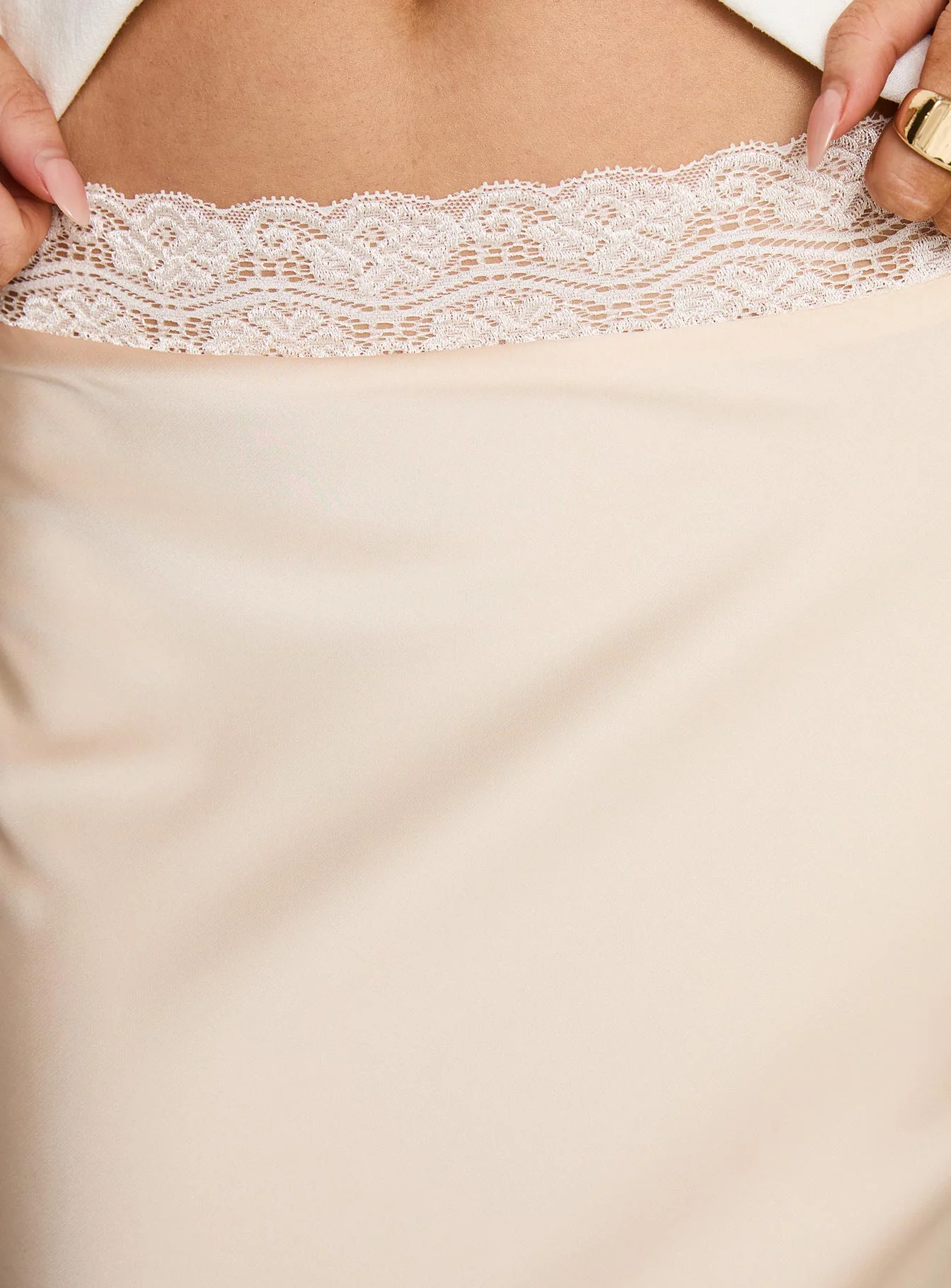 The Charmaine Maxi Skirt Cream - Image 7