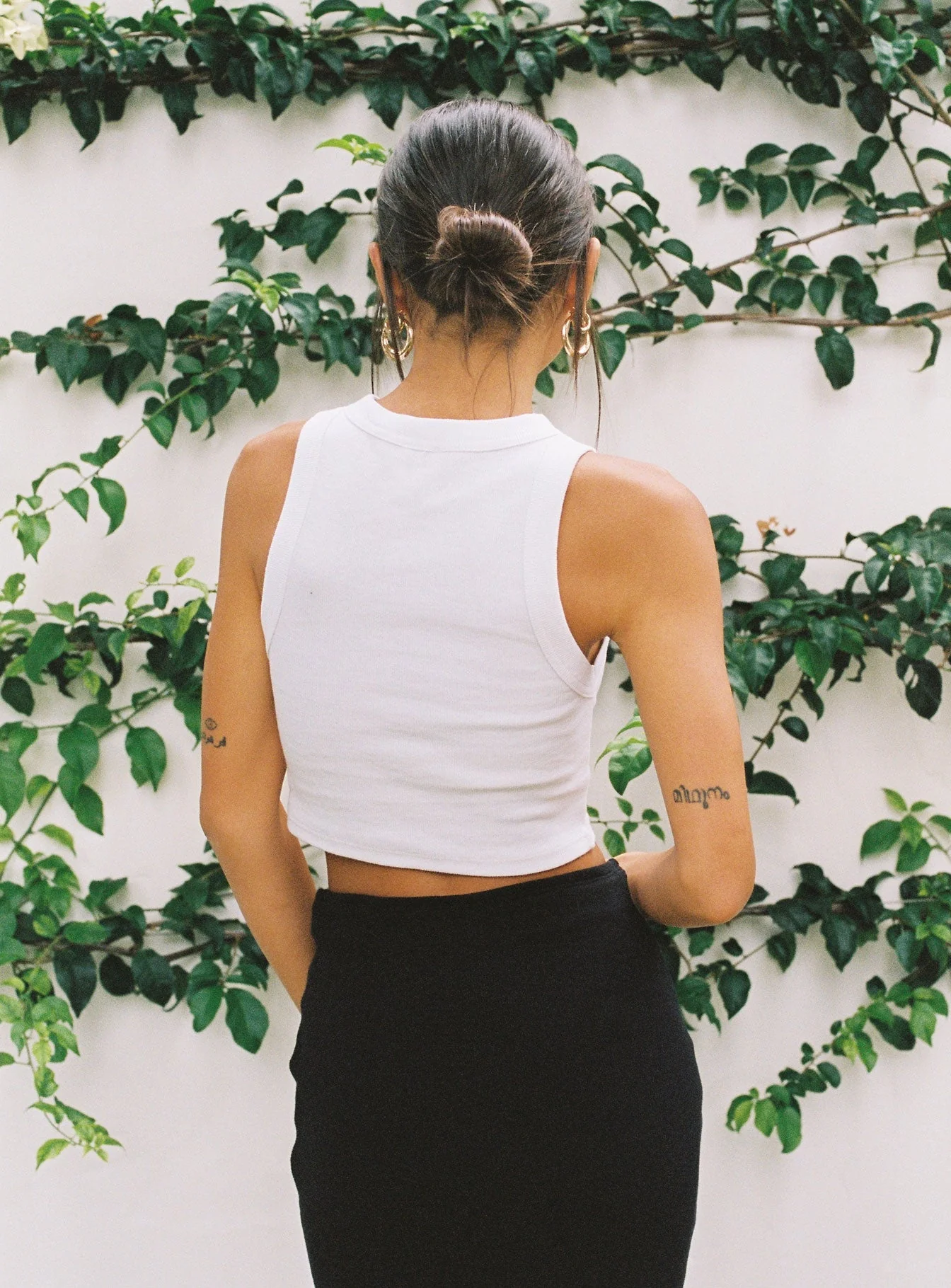 Classic Tank Top White - Image 10